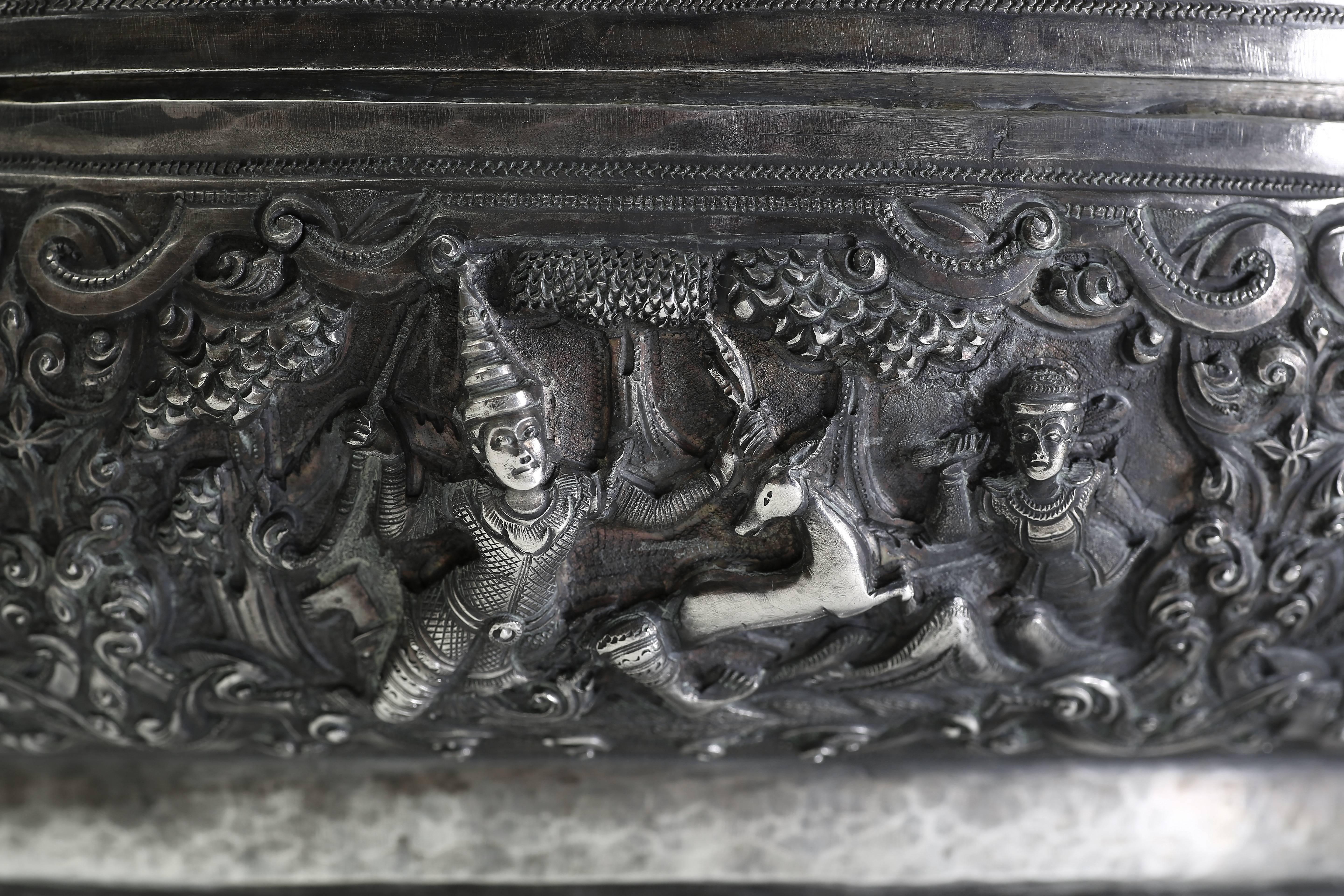 Hand-Crafted Solid Silver Hand-Worked Burmese Ceremonial Offering Vessel Jataka Scenes Relief