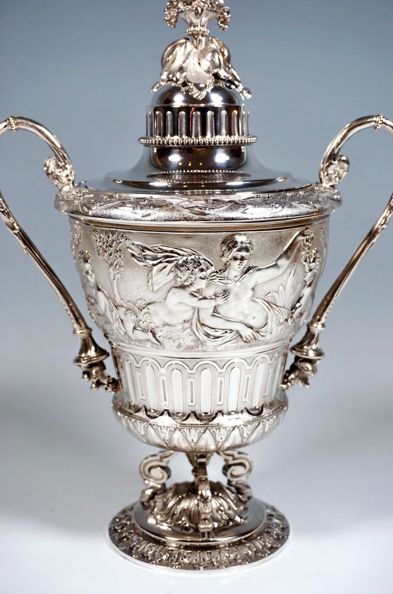 Solid Silver Lidded Goblet With Mythological Scenery, France, Around 1870 In Good Condition For Sale In Vienna, AT