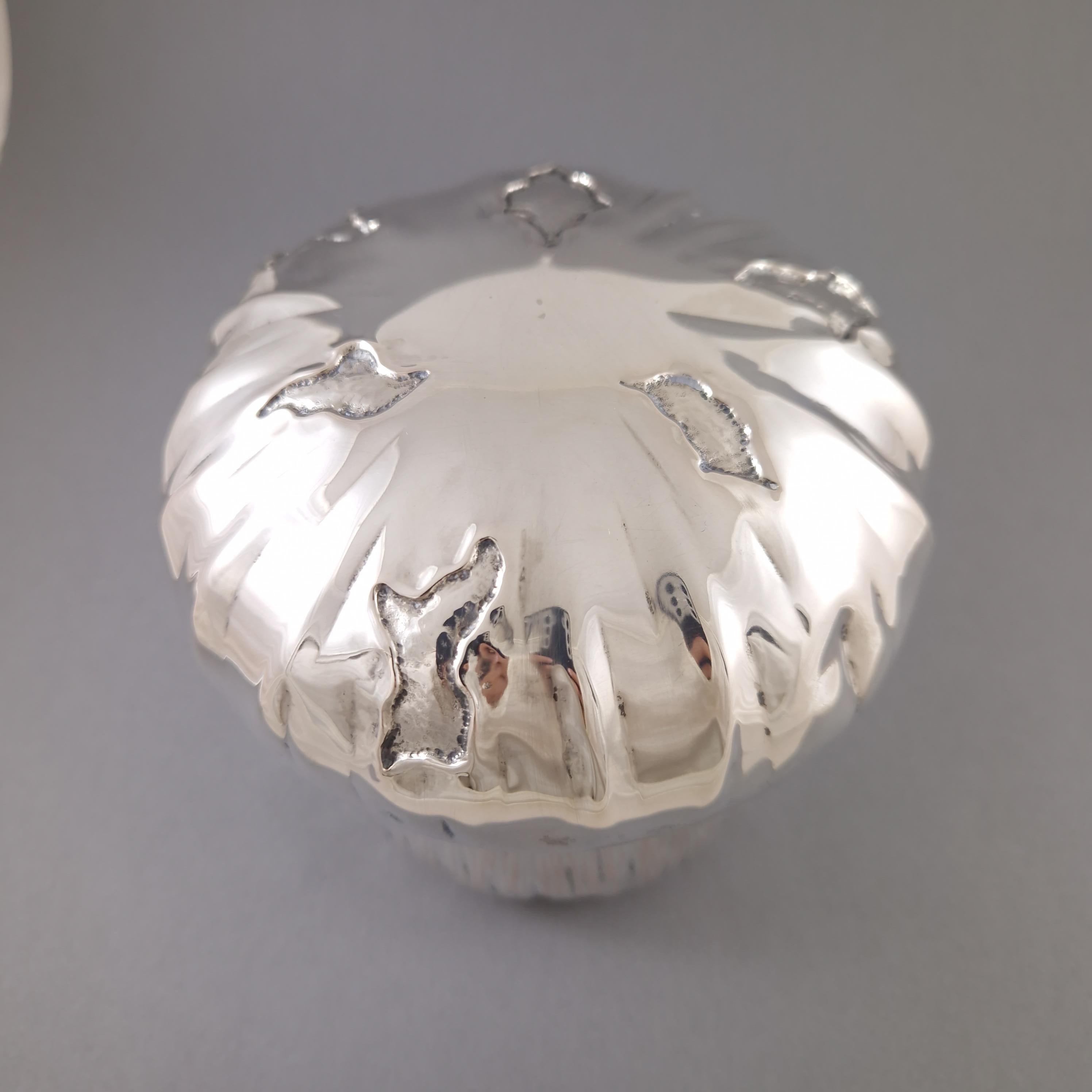 Solid Silver Mushroom Box In Good Condition In Saint-Ouen, FR