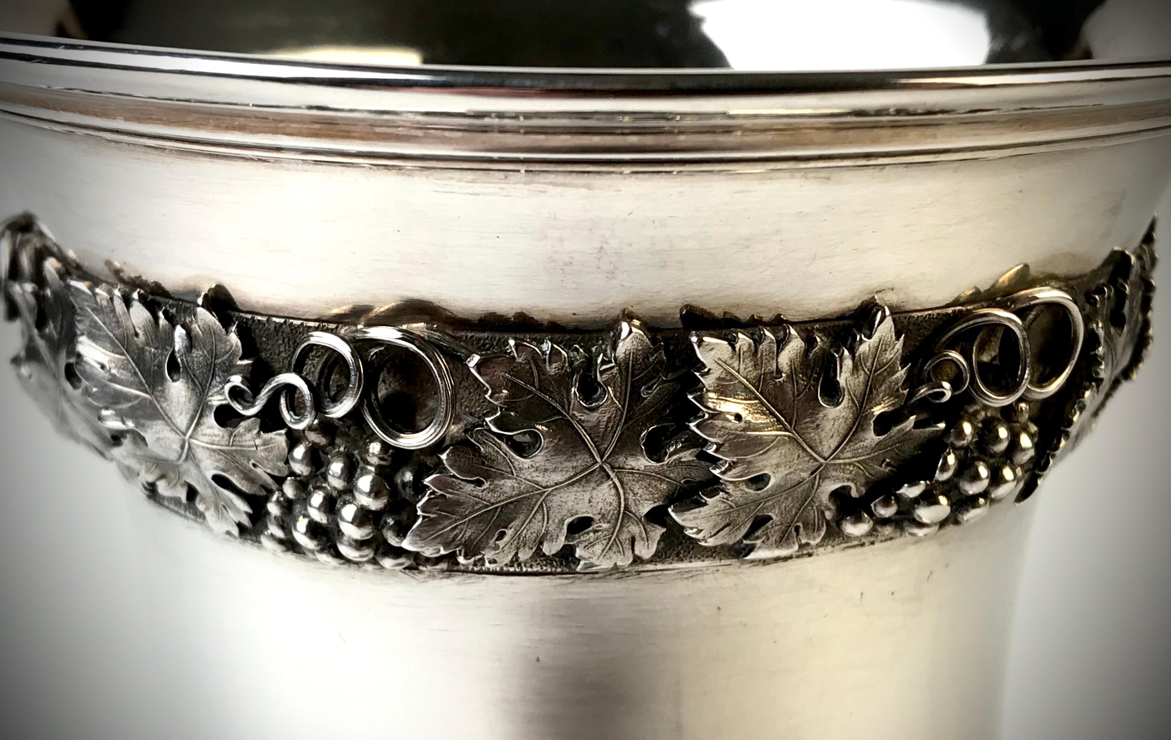 19th Century Solid Silver Sterling Georgian Wine Goblet London 1818 William Eaton For Sale