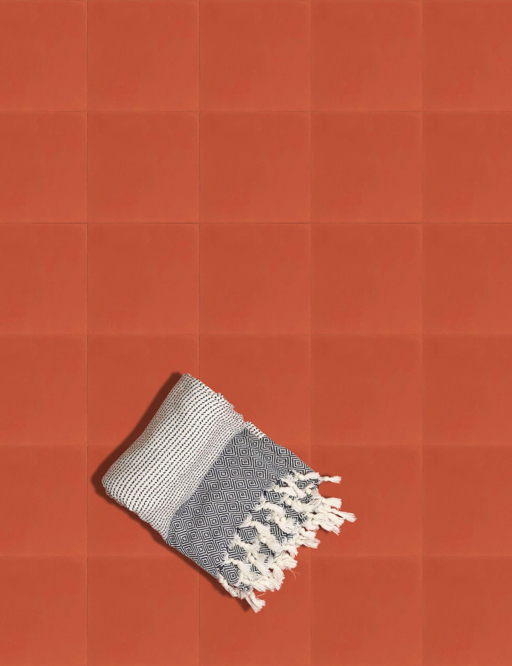 Available in our full palette in both cement and ceramic tile, these solid-shade square tiles can be coordinated with our patterned tiles for a perfectly calming mix.
Cement tiles
Type: Encaustic cement tile
Production process: Hydraulic pressing
