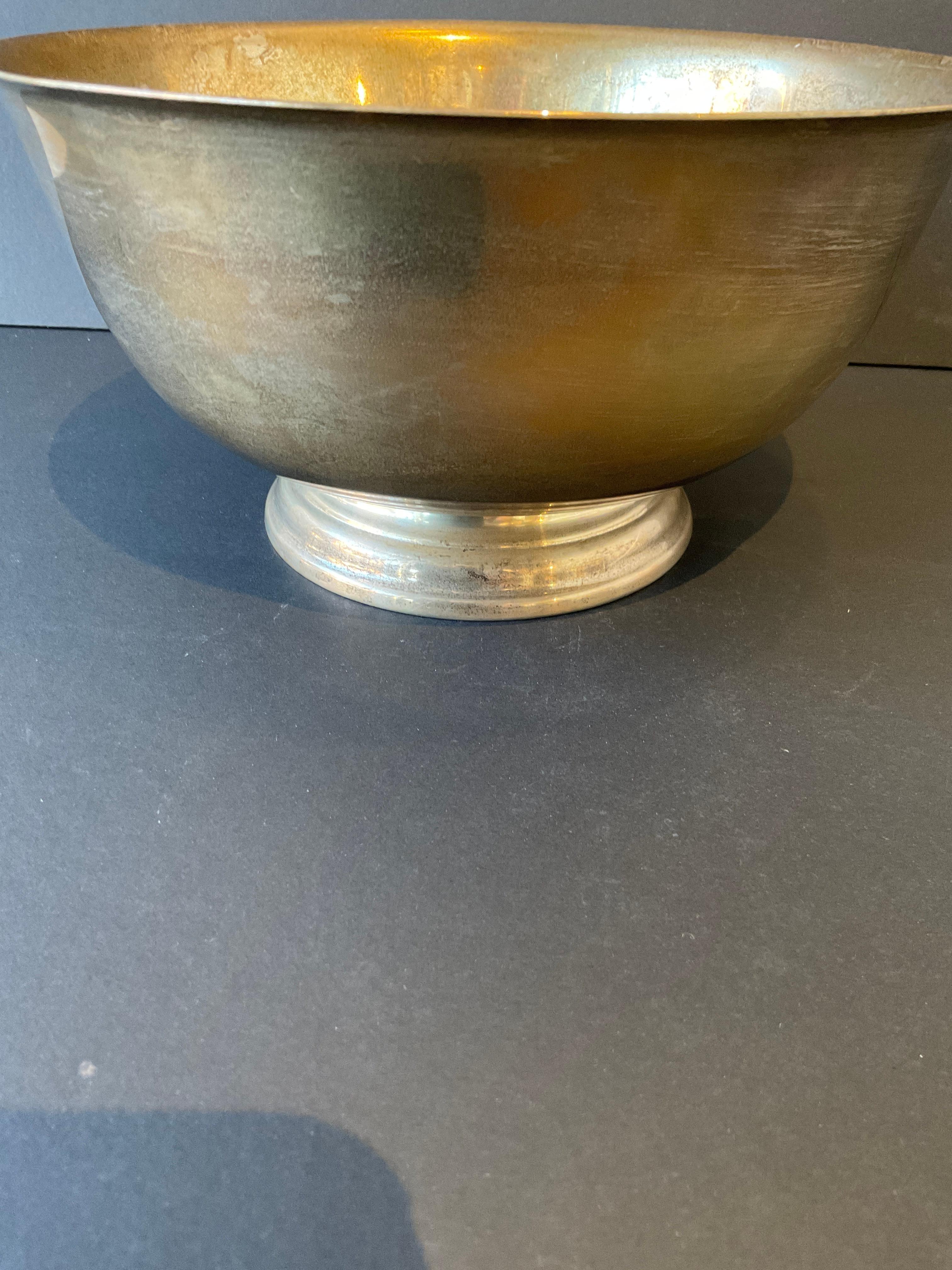 Cuenco de plata maciza finales del siglo XX en venta