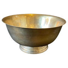 Cuenco de plata maciza