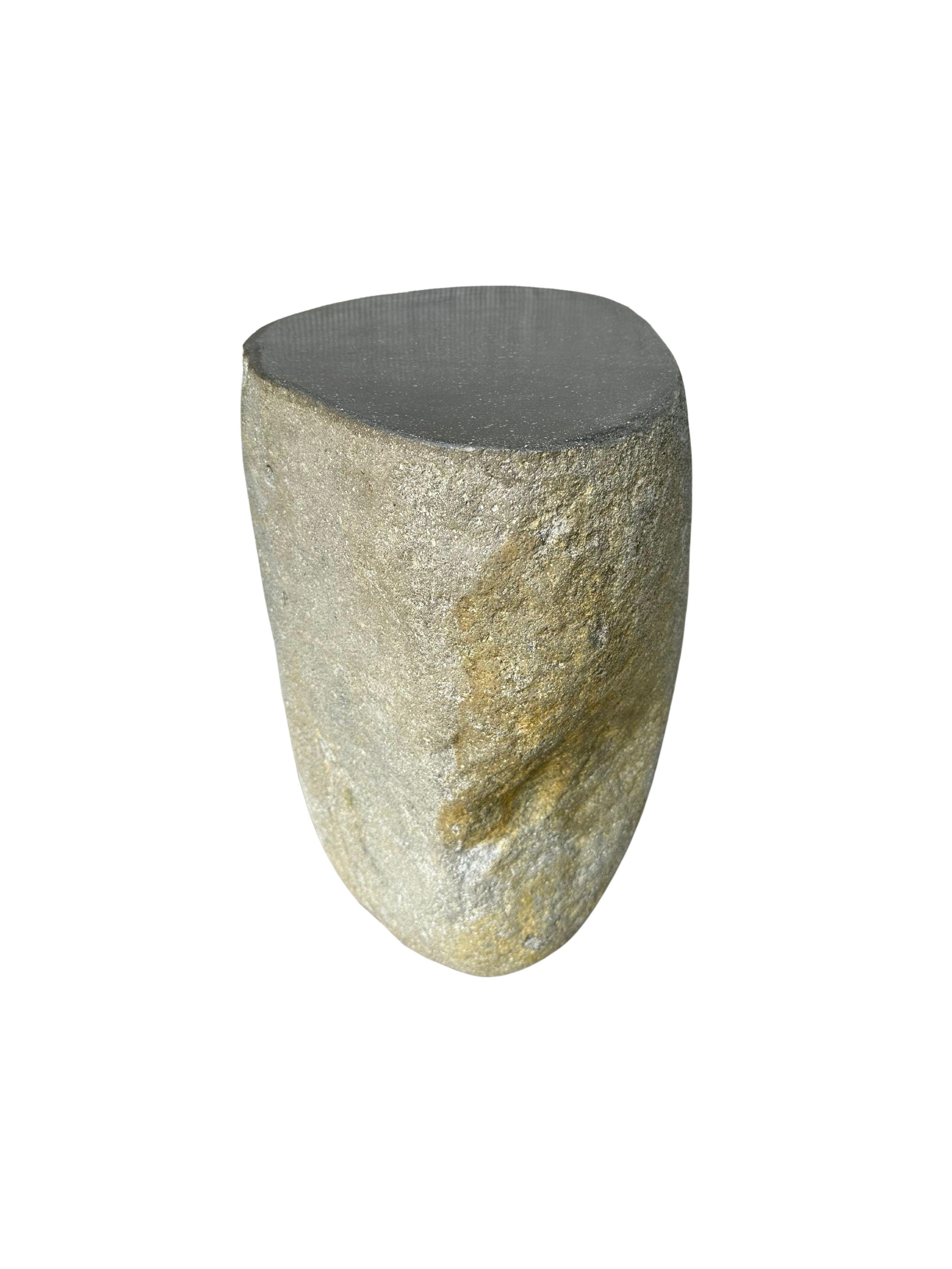 Solid Stone Side Table / Pedestal from Java, Indonesia In Good Condition In Jimbaran, Bali