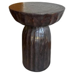 Tavolino rotondo in legno massiccio di suar Wood Wood