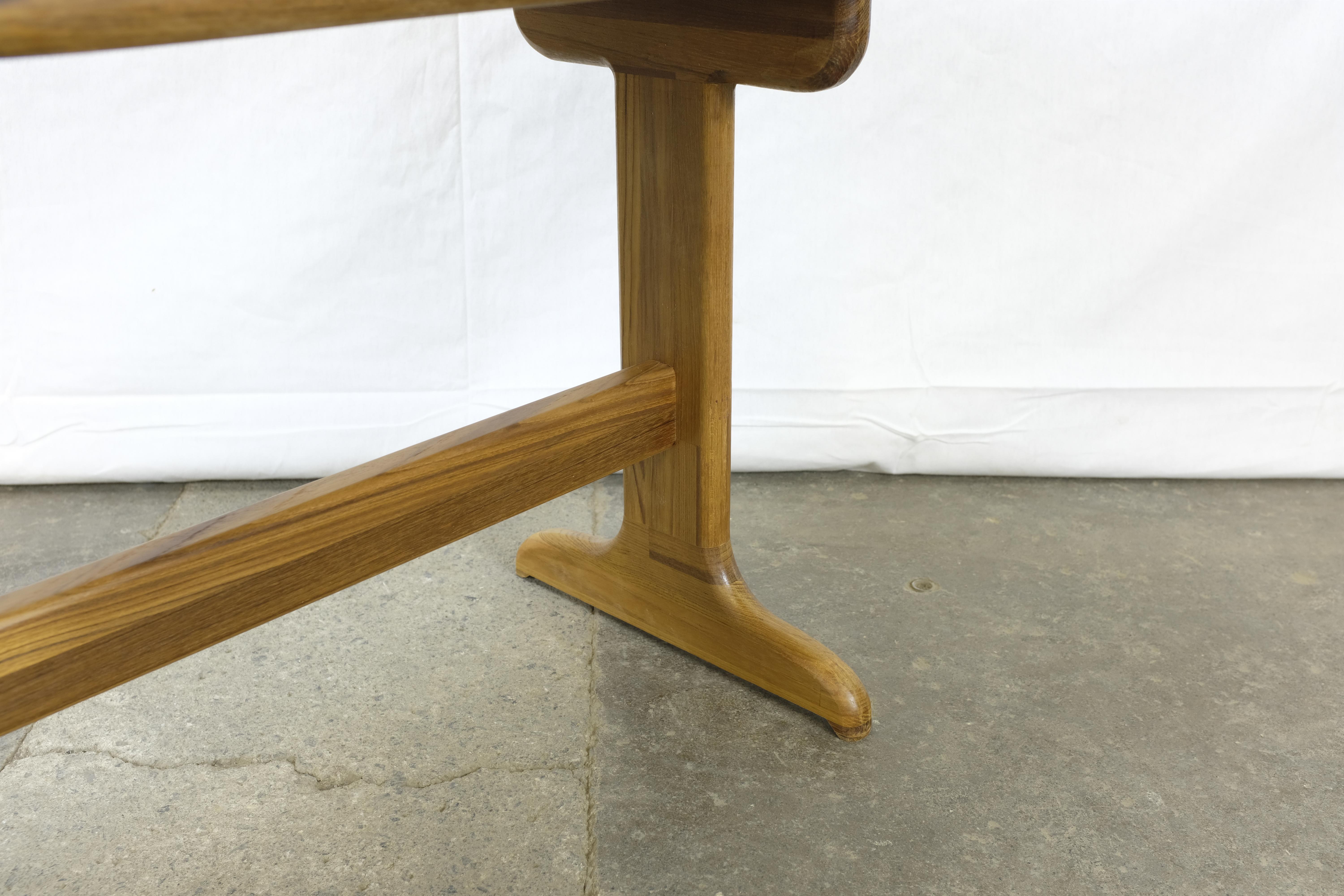 Solid Teak Bench or Coffee Table In New Condition For Sale In Ottawa, ON