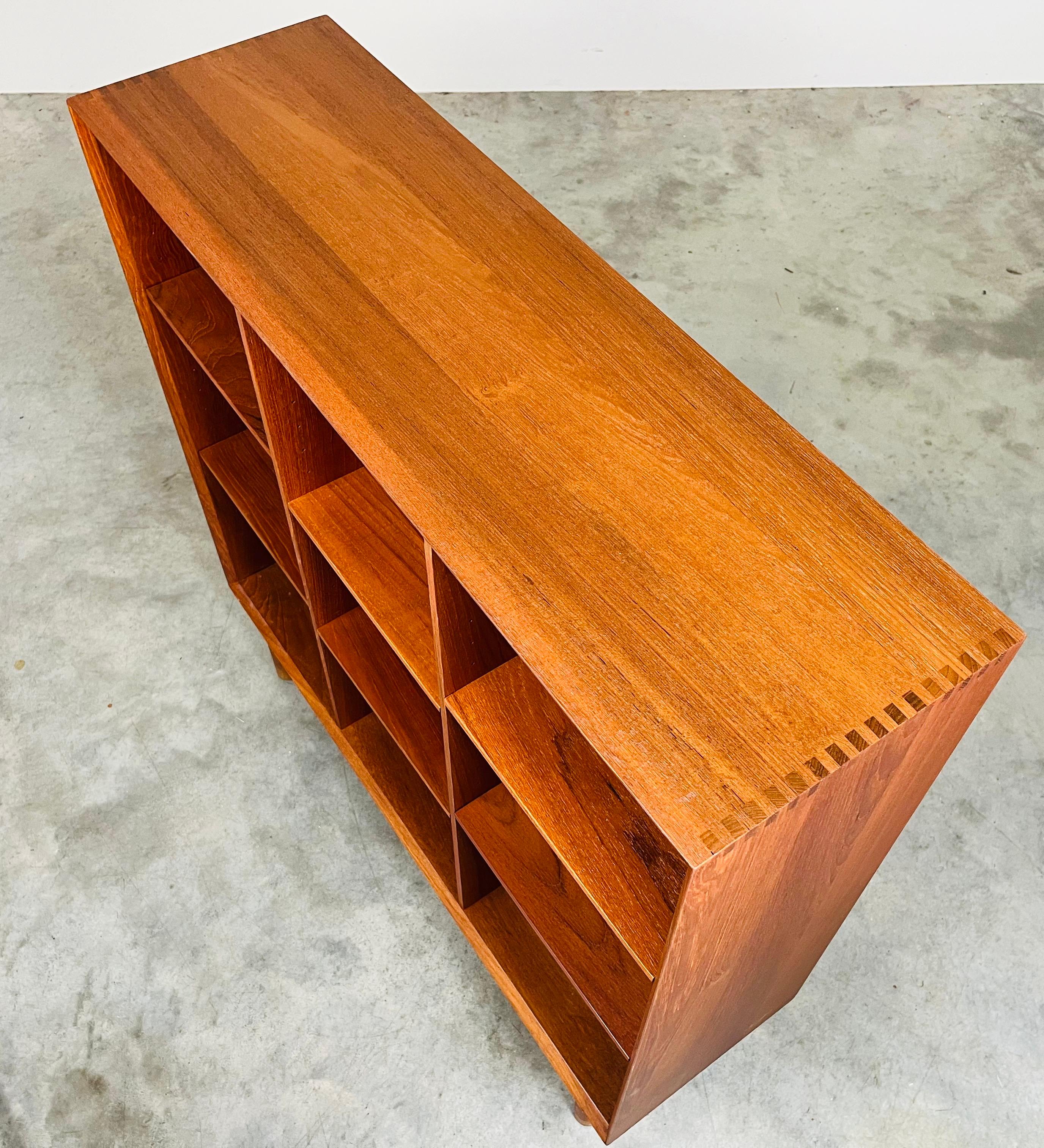 Inlay Solid Teak Bookcase By Peter Hvidt & Orla Mølgaard-Nielsen -Denmark Circa 1960 For Sale