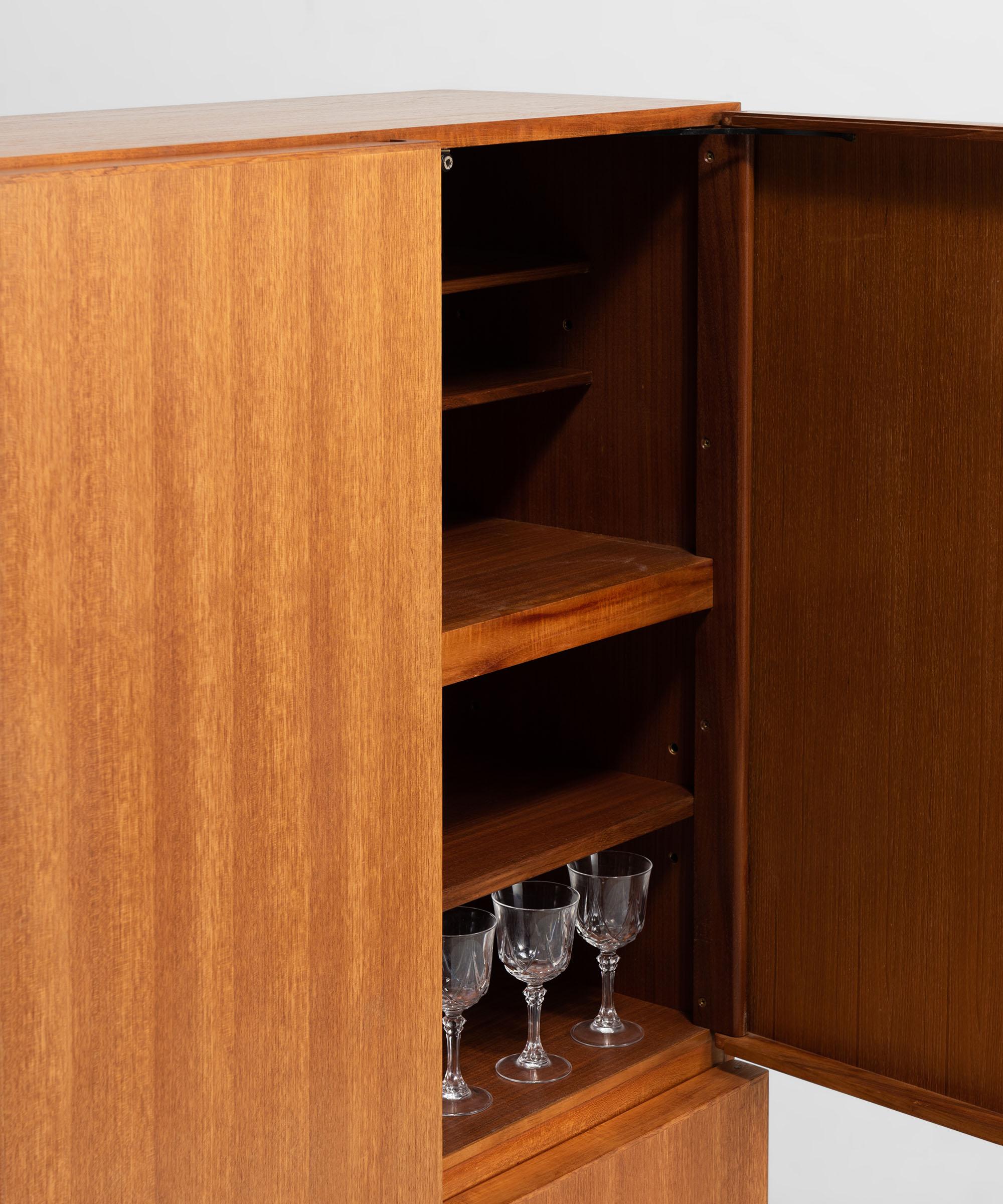 Solid Teak Cabinet by Robert Heritage for Gordon Russell In Good Condition In Culver City, CA