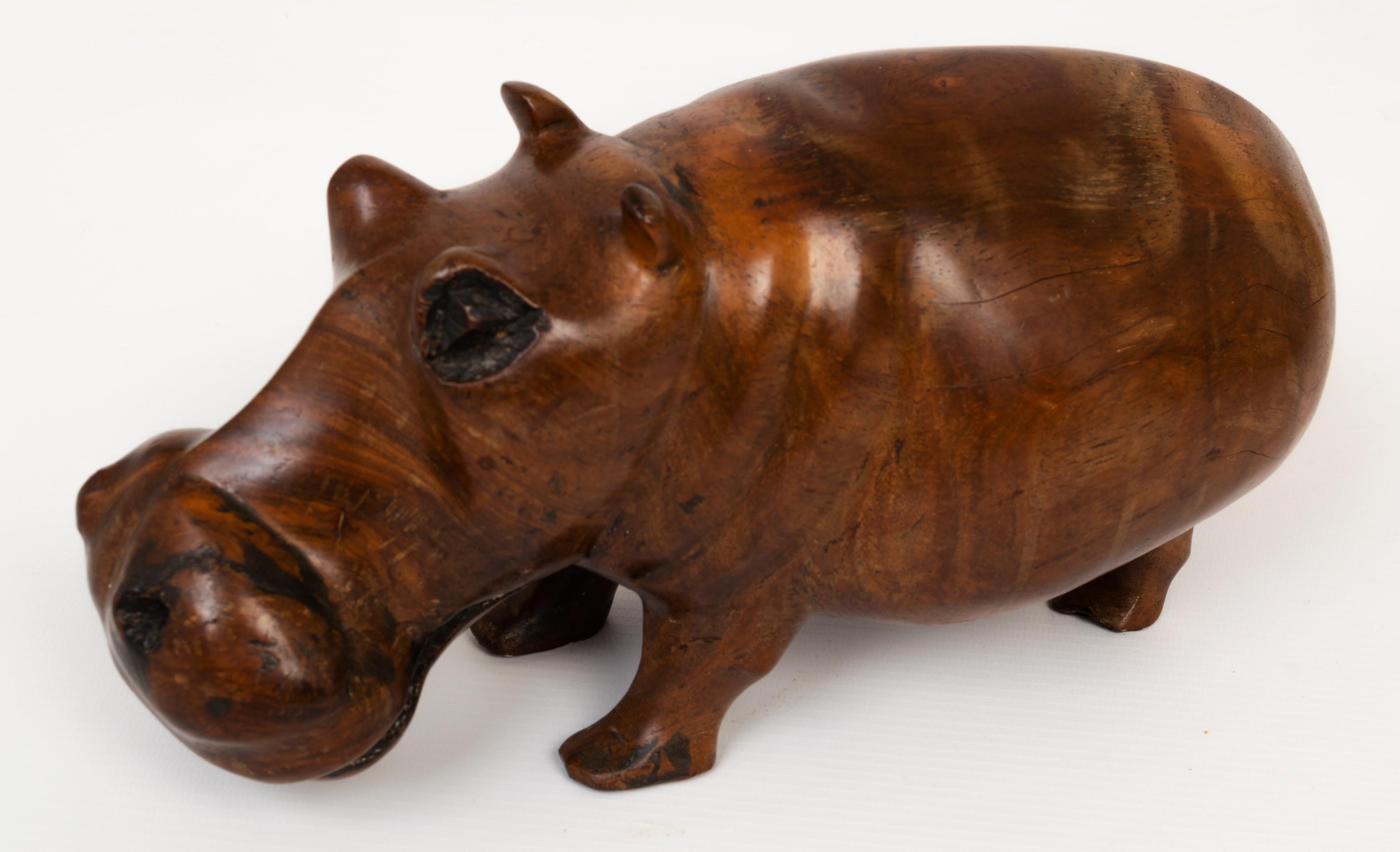 Escultura de hipopótamo tallada en teca maciza c.1960 en Bueno estado para la venta en London, GB