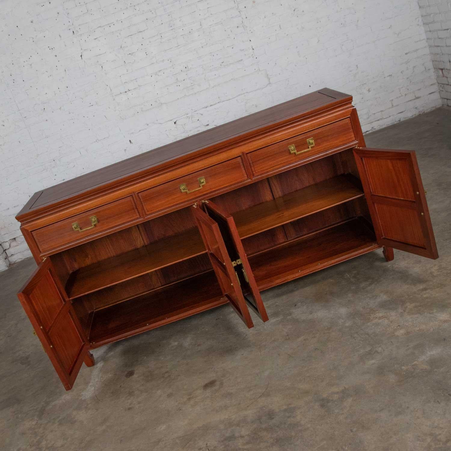 Solid Teak Chinoiserie Hollywood Regency Buffet Credenza Style of George Zee In Good Condition In Topeka, KS