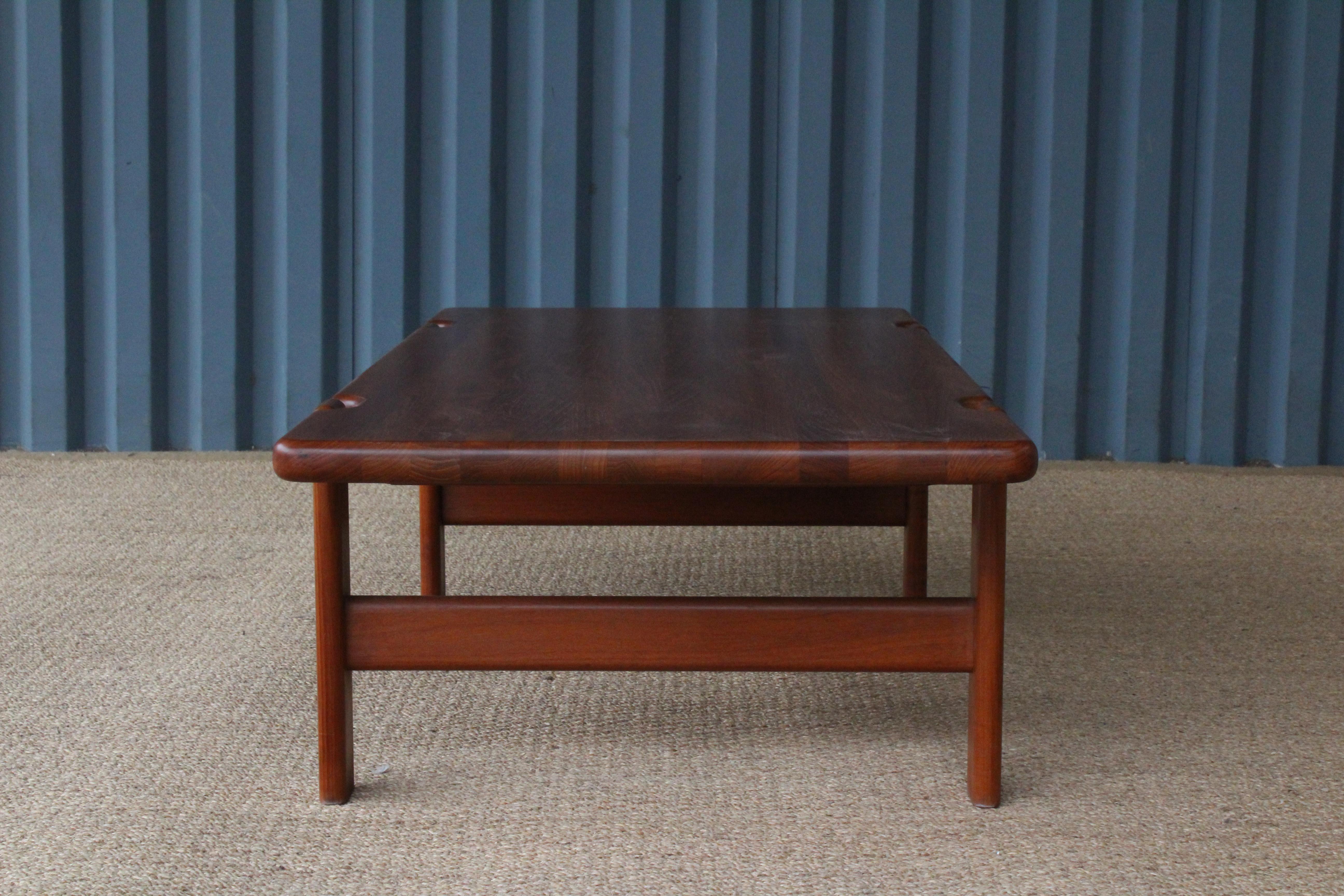 Solid Teak Coffee Table by Niels Bach, Denmark, 1960s In Excellent Condition In Los Angeles, CA