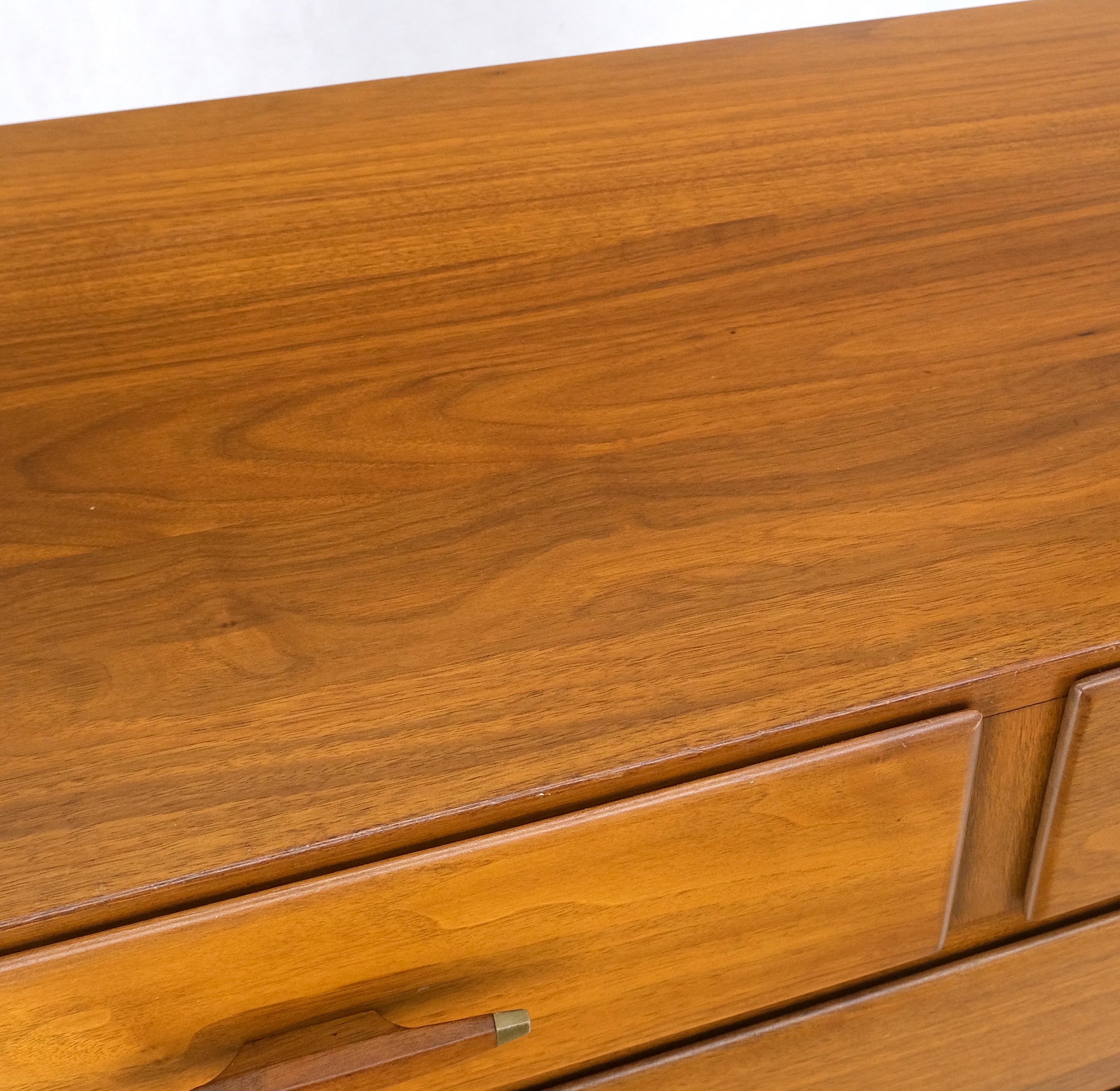 Solid Teak Conant Ball High Chest Dresser High Chest Dresser Mint! In Good Condition For Sale In Rockaway, NJ