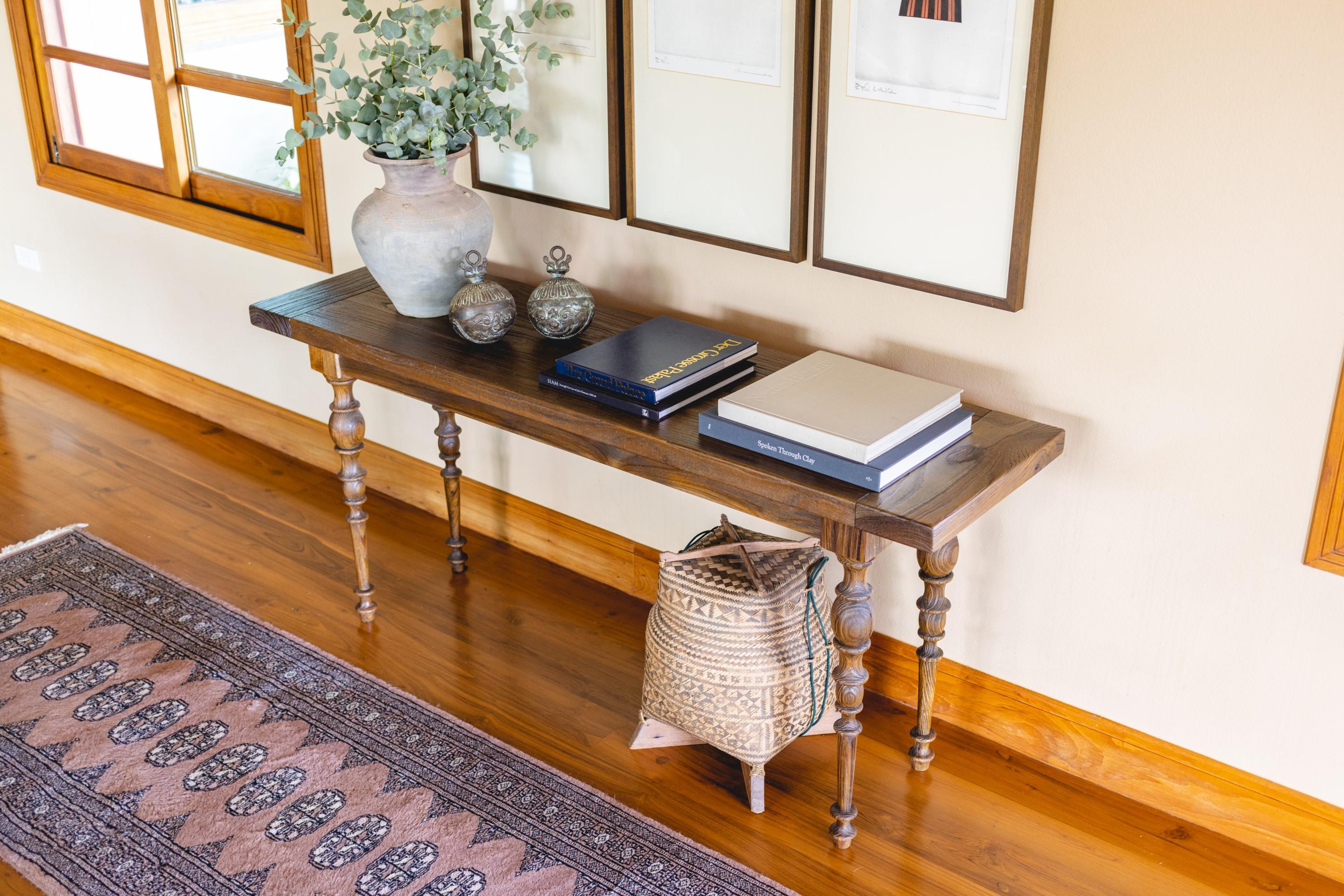 Solid Teak Console Table in Sandblasted Autumn Finish For Sale 1