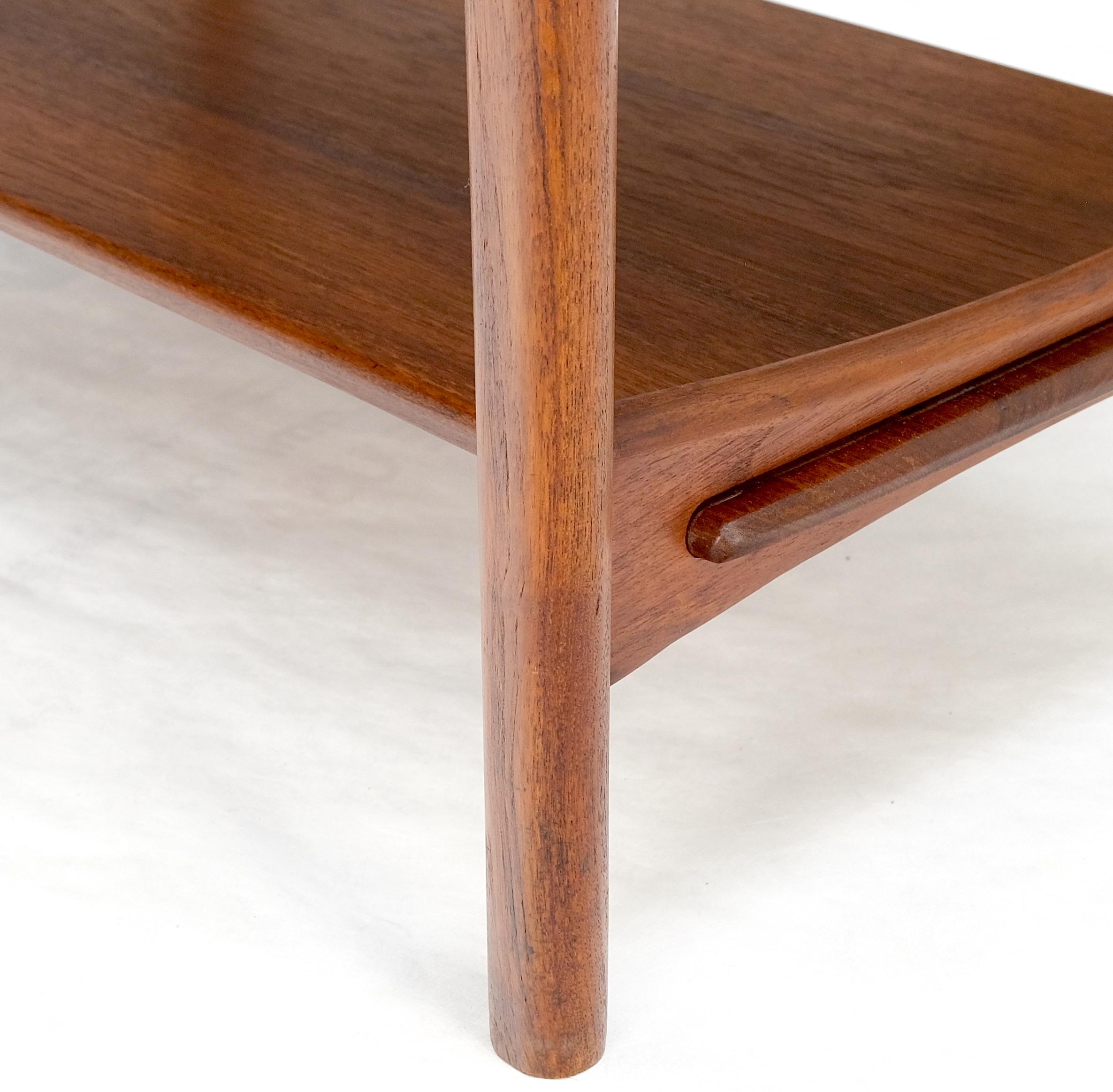 20th Century Solid Teak Danish Mid Century Modern Side End Table by John Stuart MINT Stunning For Sale