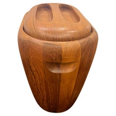 Cubitera moderna danesa de teca maciza según Quistgaard para Balos