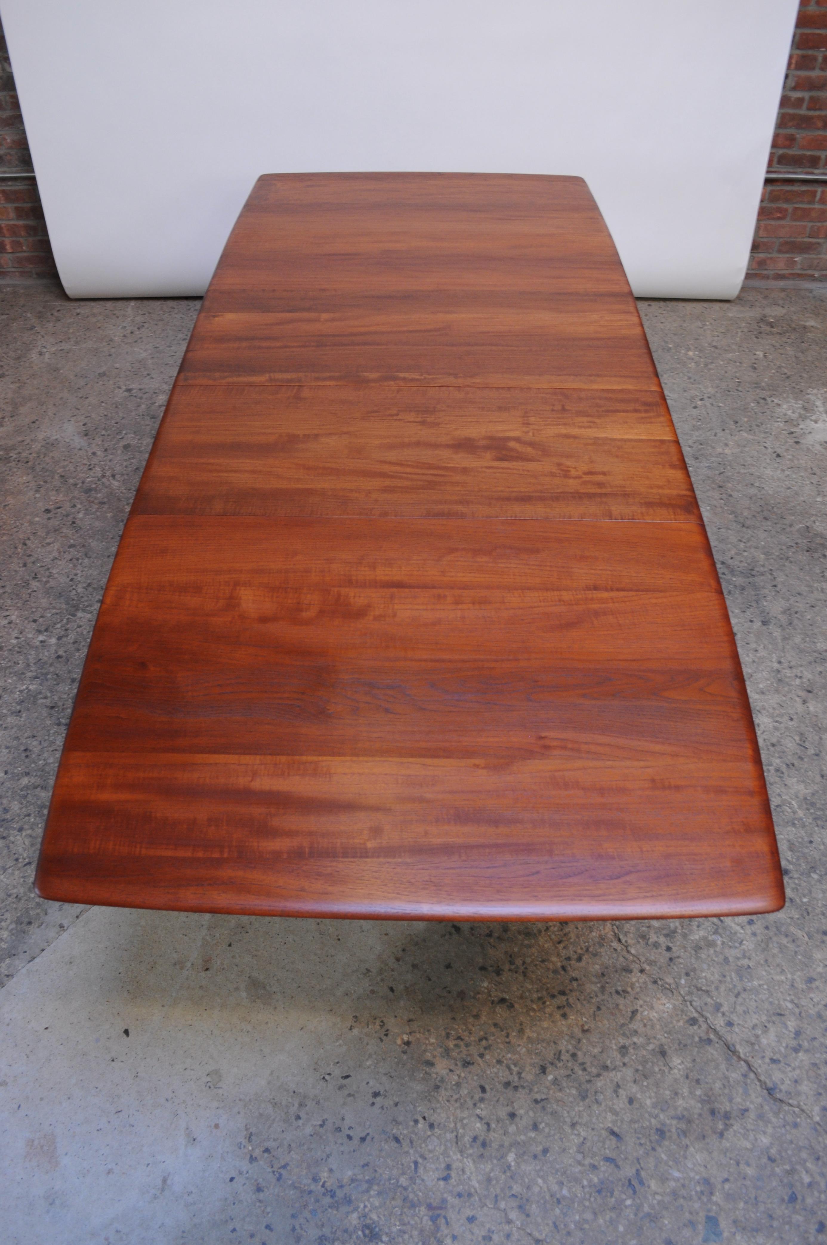 Scandinavian Modern Solid Teak Extendable Dining Table by Johannes Aasbjerg