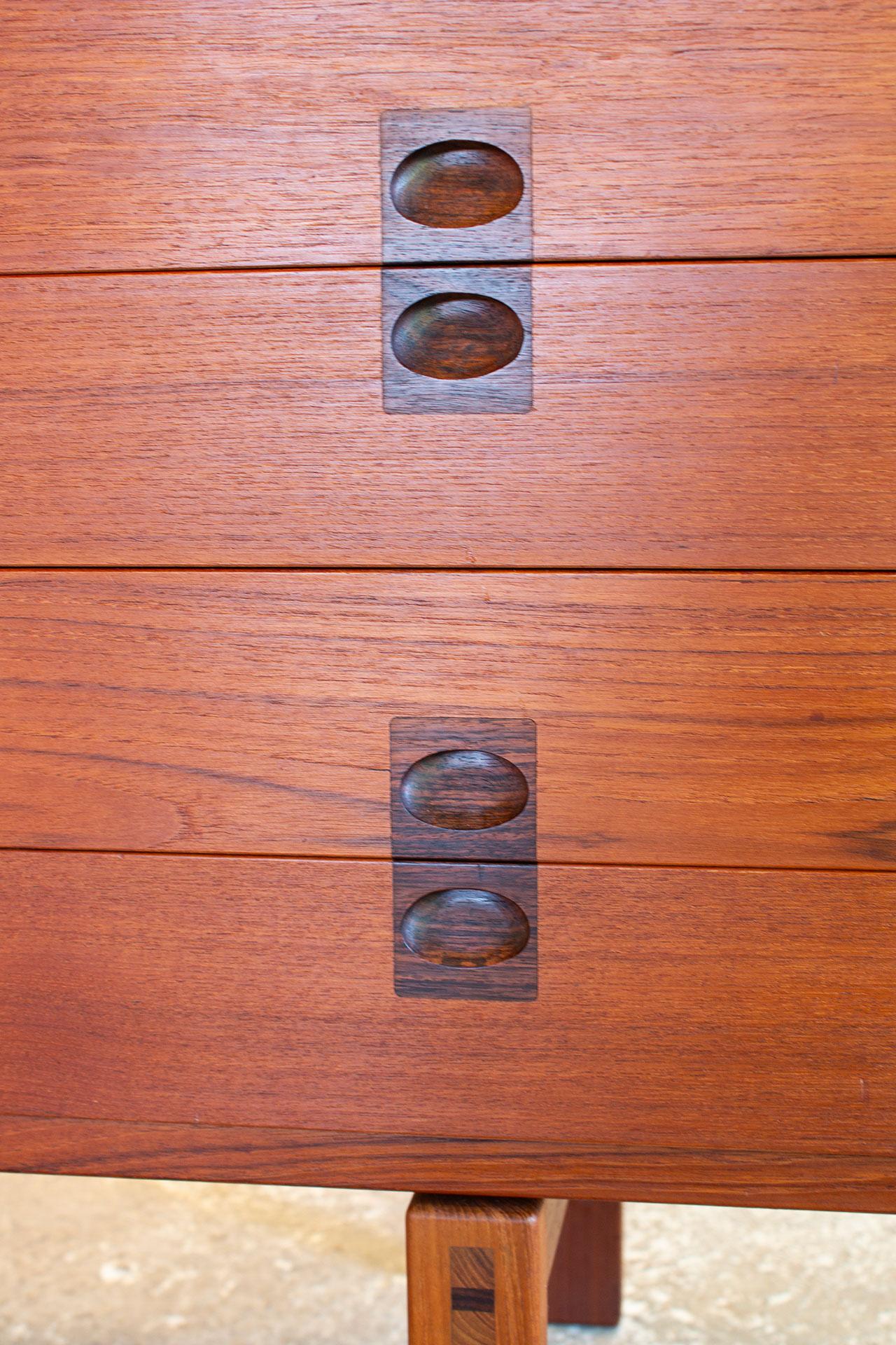 Solid Teak Sideboard by Lennart Bender for Ulferts, 1960s in vendita 6
