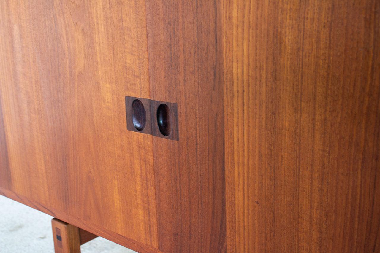XX secolo Solid Teak Sideboard by Lennart Bender for Ulferts, 1960s in vendita