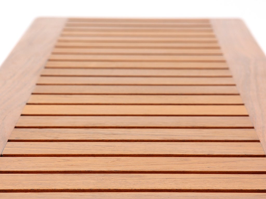 Banc à lattes de Hans J. Wegner pour Johannes Hansen Bon état - En vente à Sagaponack, NY
