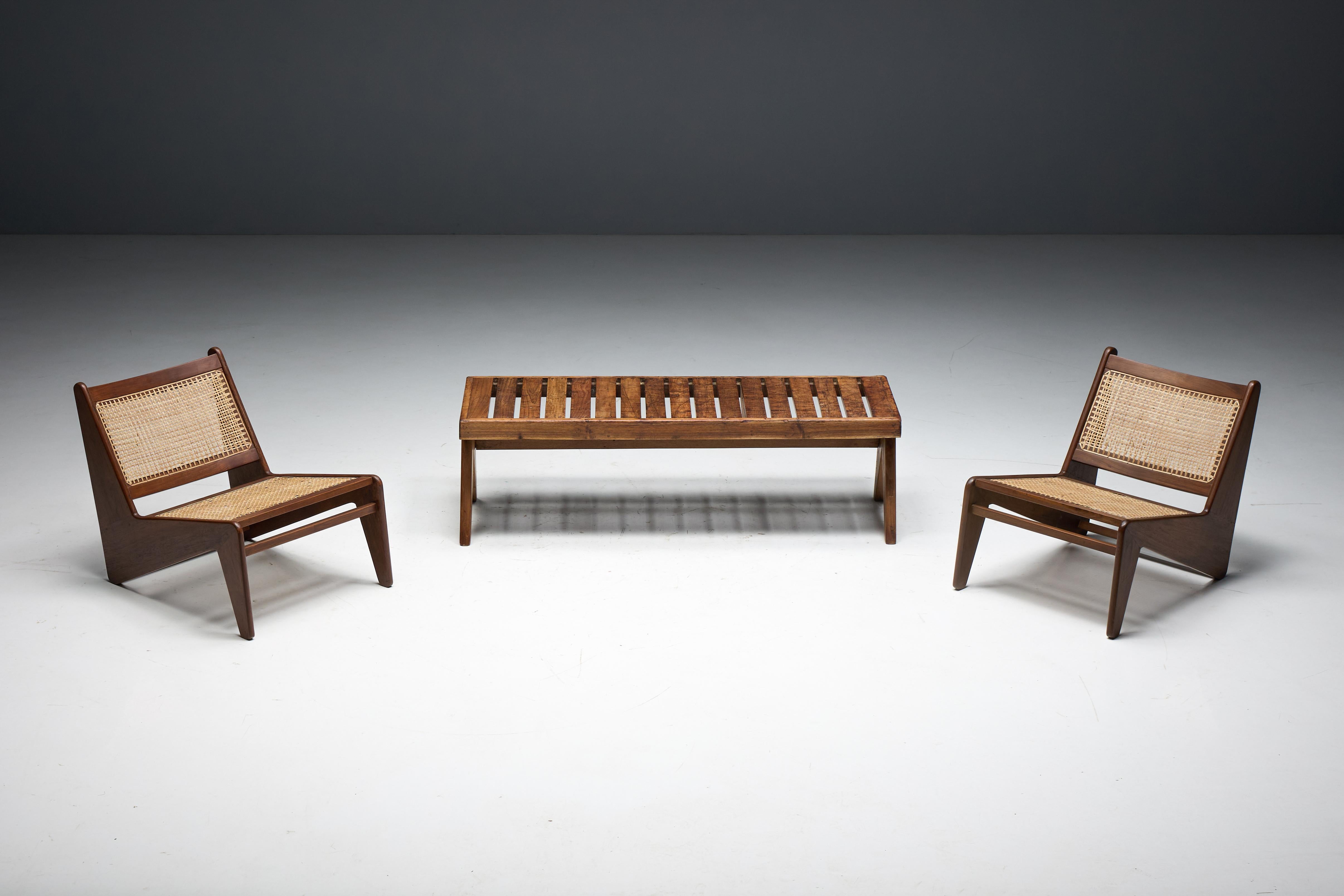 Banc à lattes en teck massif par Pierre Jeanneret, Inde, années 1950 en vente 4