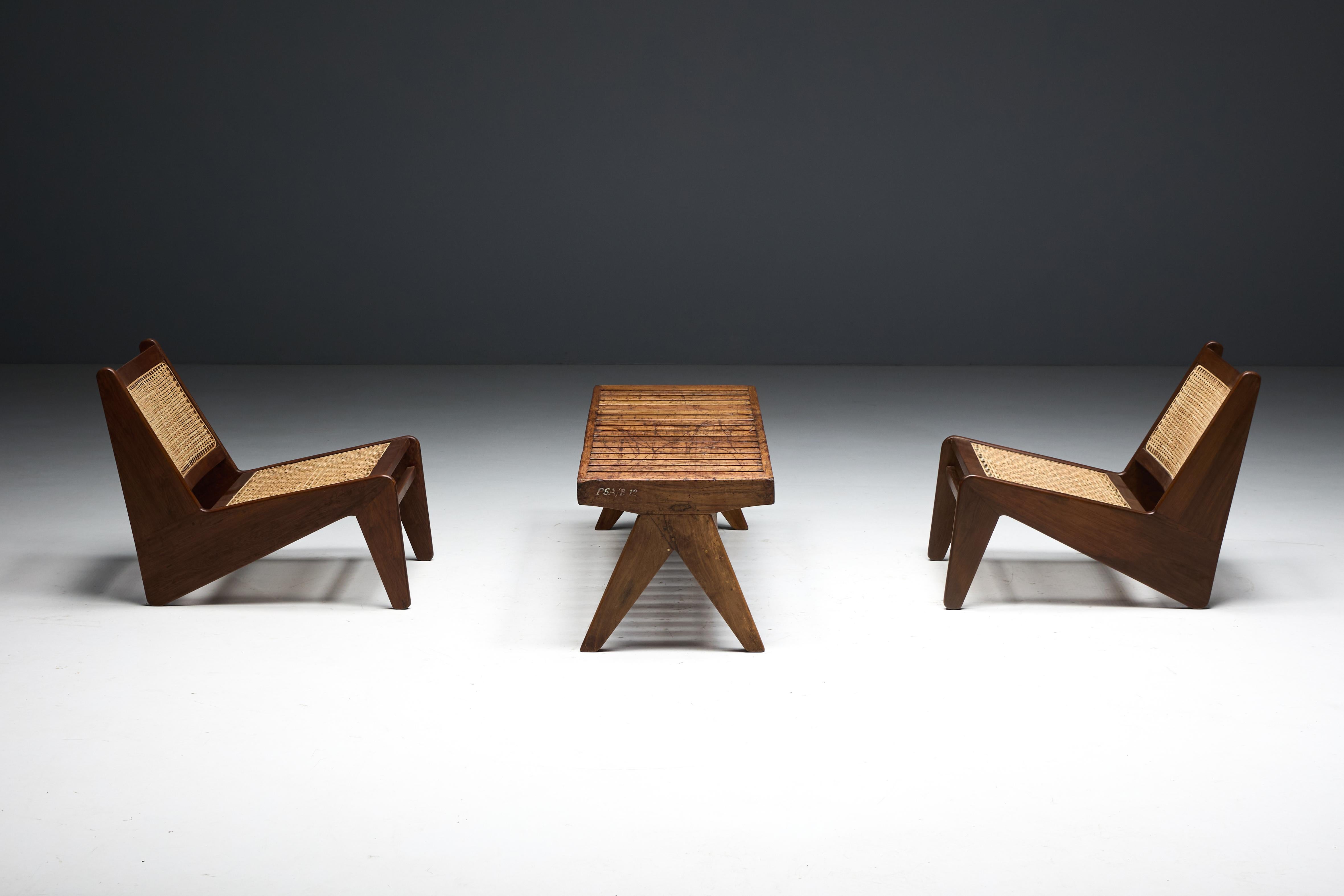 Banc à lattes en teck massif par Pierre Jeanneret, Inde, années 1950 en vente 5