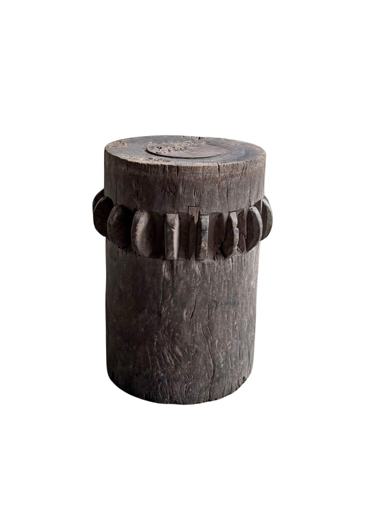 Trituradora / moledora de caña de azúcar de teca maciza de Java, Indonesia c. 1900 Otro en venta