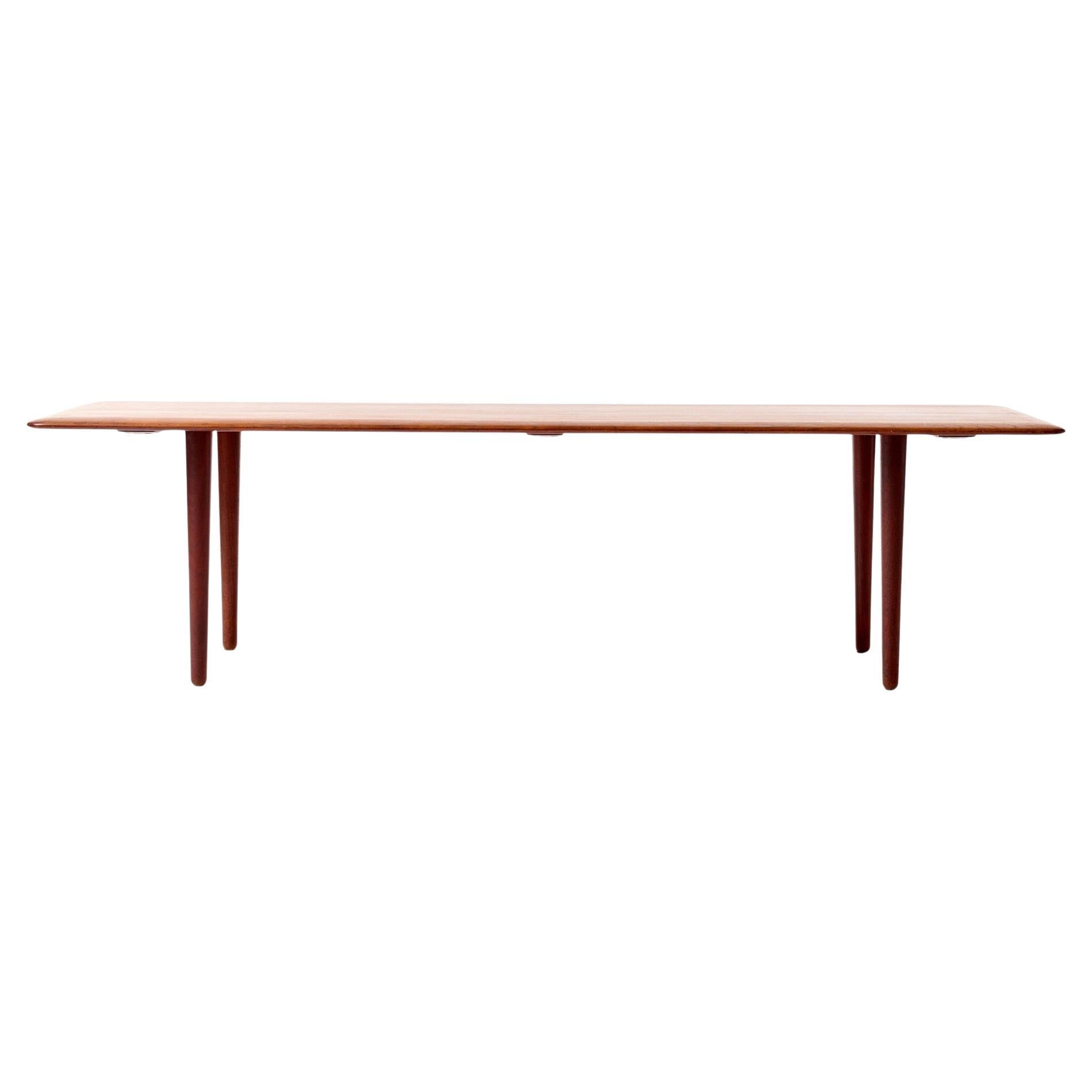 Mesa de teca maciza de Peter Hvidt y Orla Mölgaard-Nielsen para France & Son, años 50