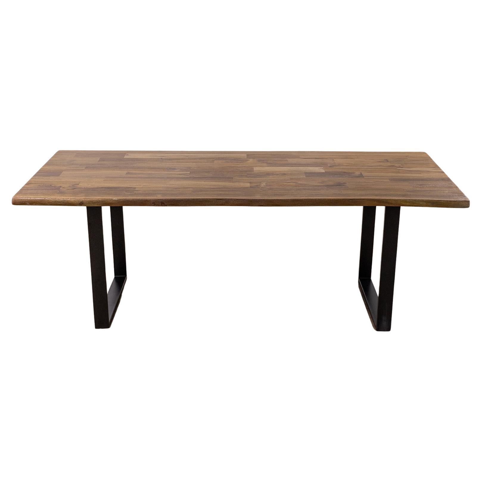 Mesa de Teca Maciza en Otoño Liso con patas de Metal Negro