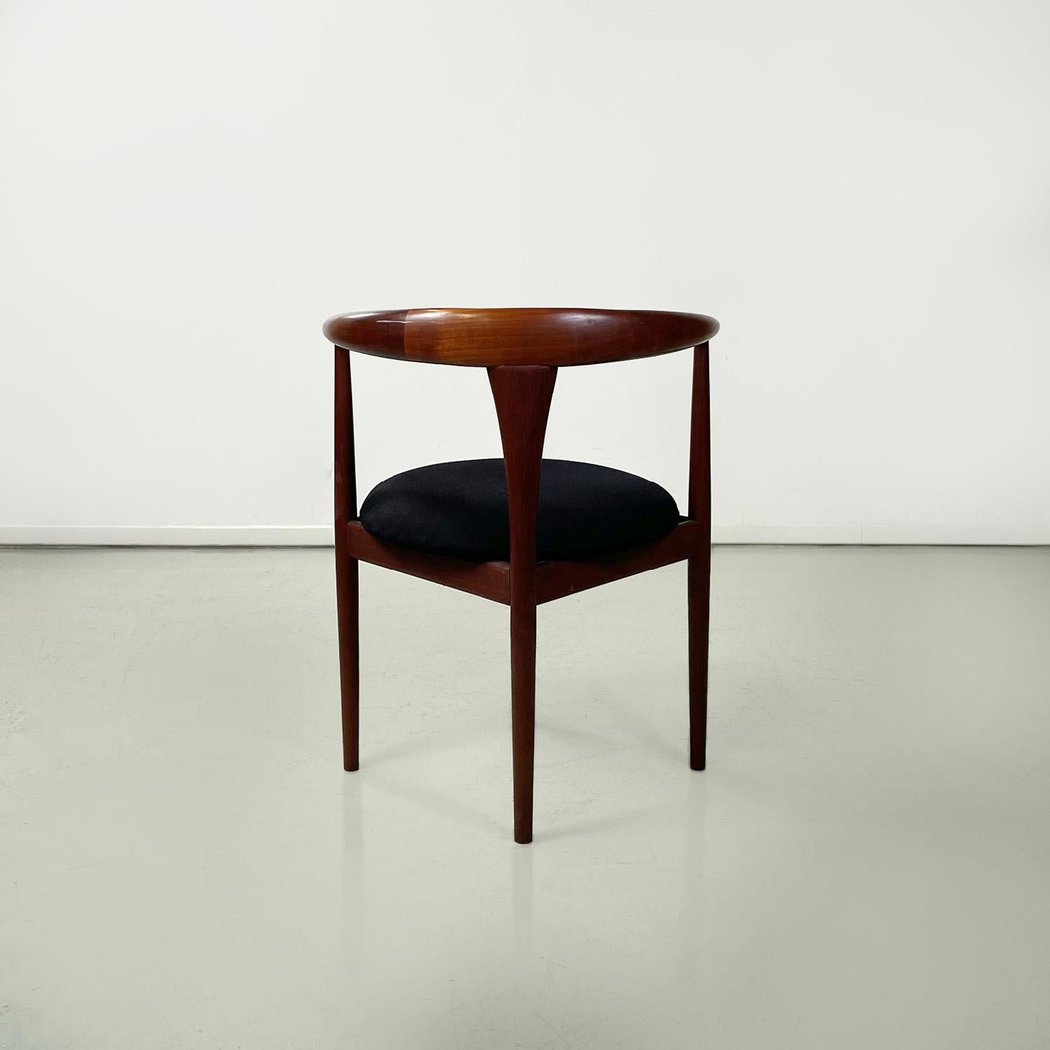 Solid teak wood chairs by Vilhelm Wohlert for Paul Jeppesen Mobelfabrik, 1960s In Good Condition In MIlano, IT