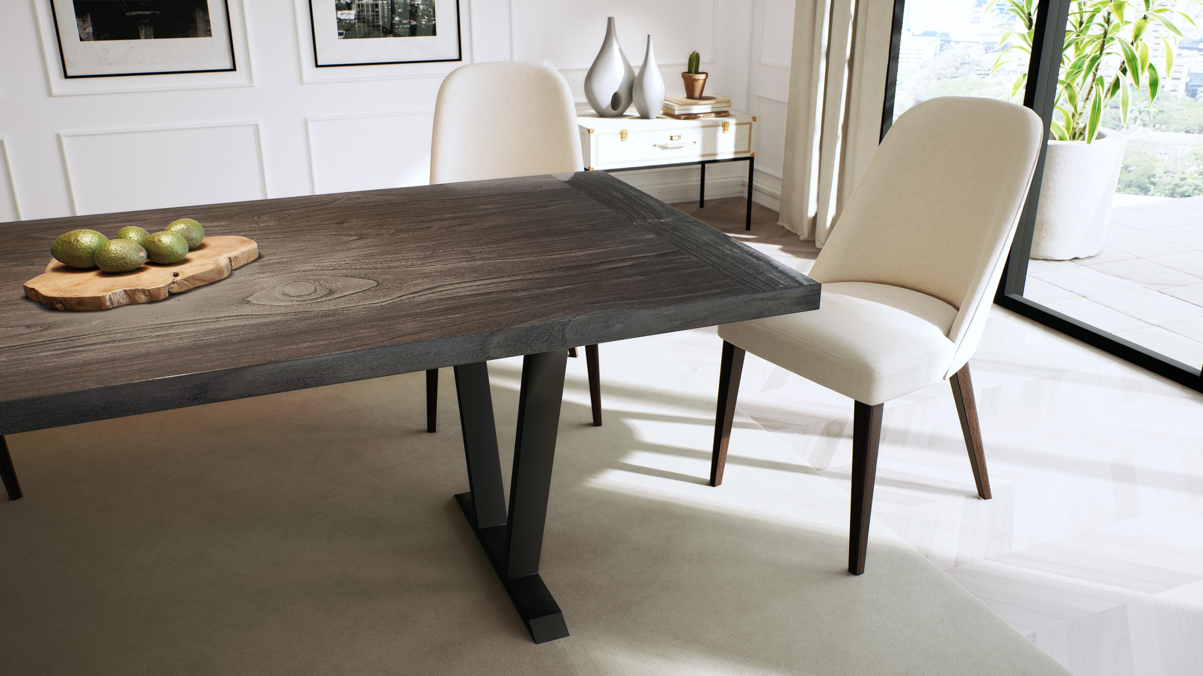 Thaïlandais Table en teck massif en anthracite sablé avec pieds en métal gris en vente