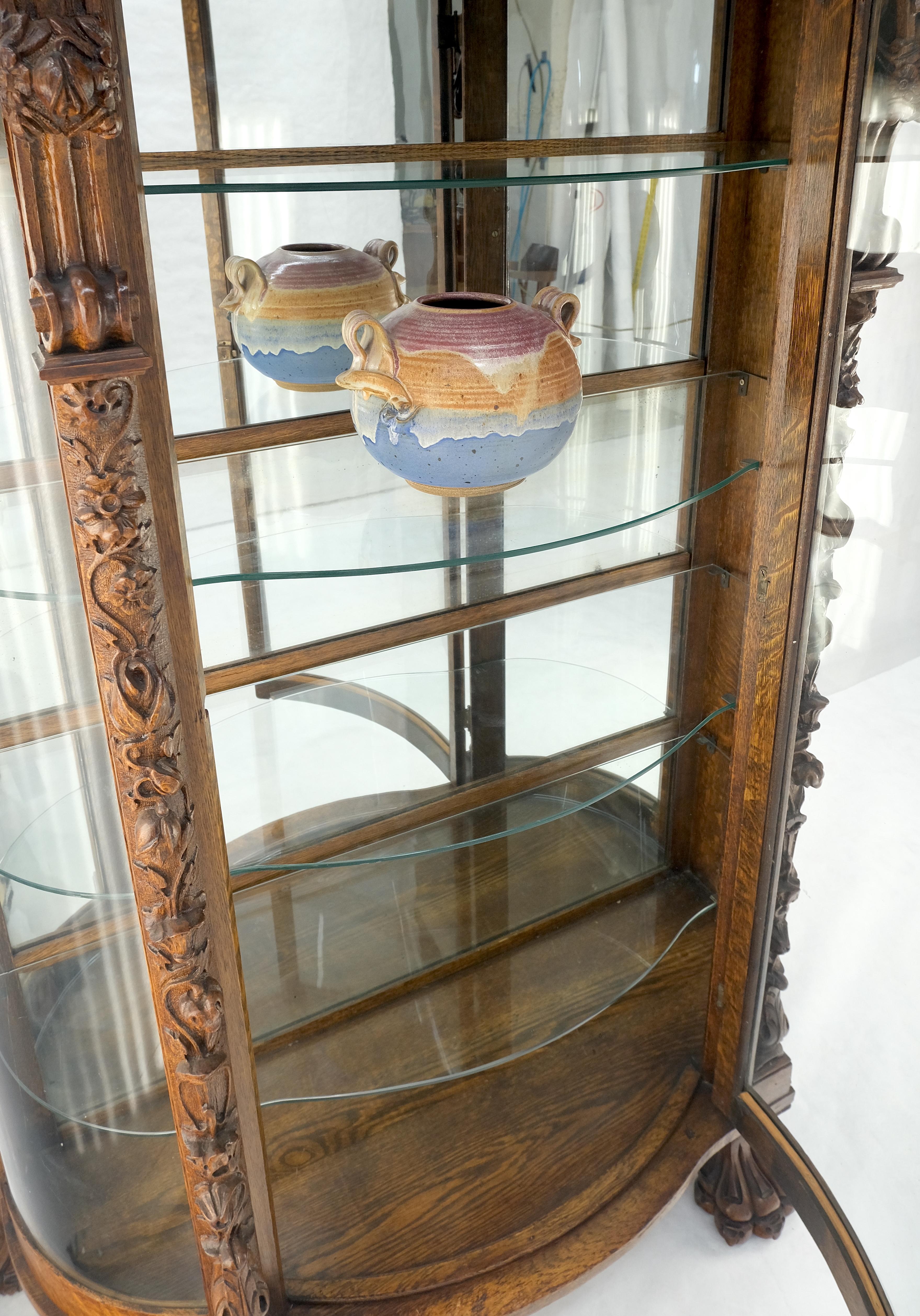 Solid Tiger Oak Curved Glass China Cabinet Carved Claw Feet Lion Heads MINT! en vente 4