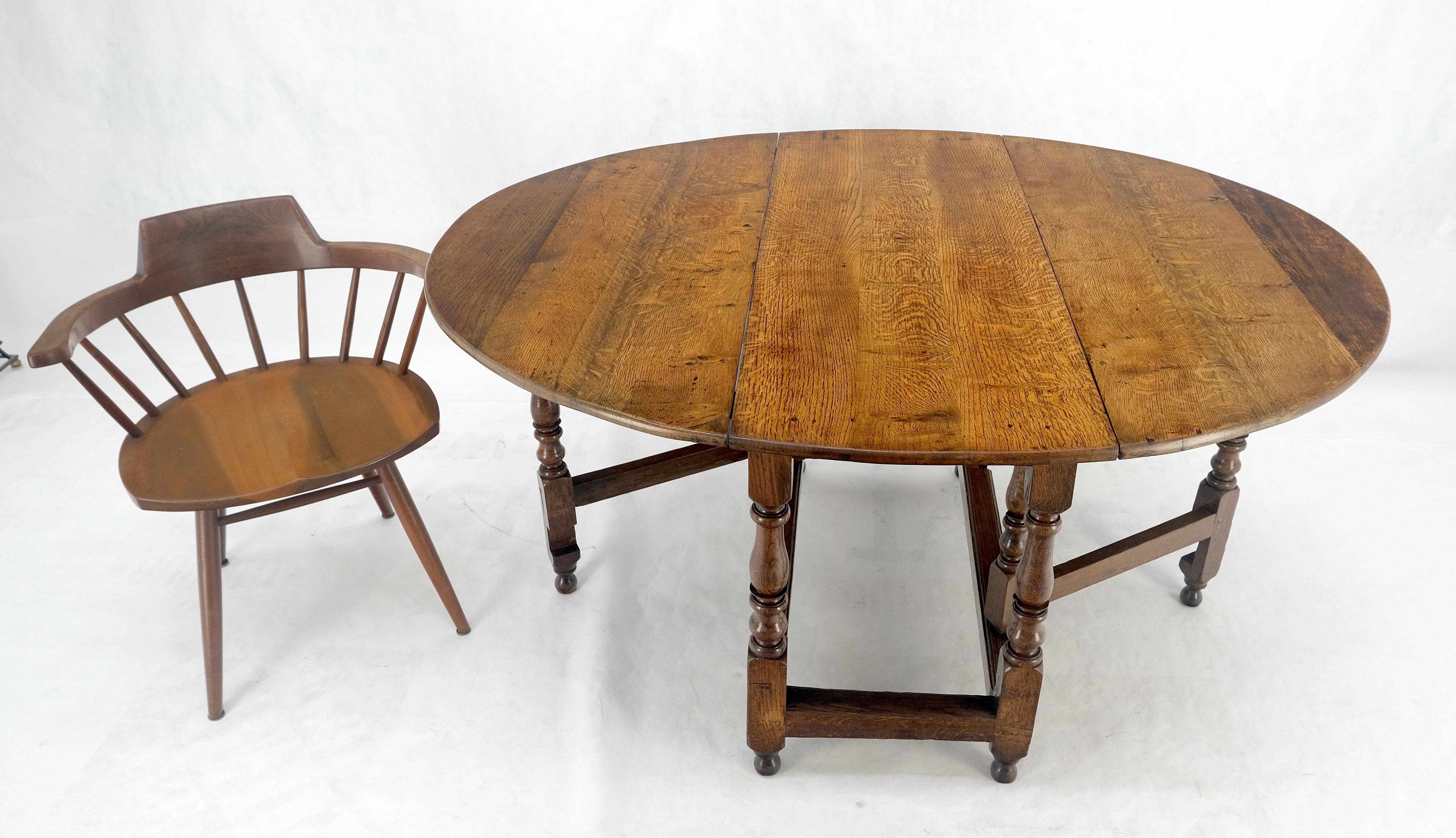 Mesa de Comedor con Pata de Portón de Hoja Abatible Ovalada de Roble Tigre Macizo ¡Limpia! en venta 4