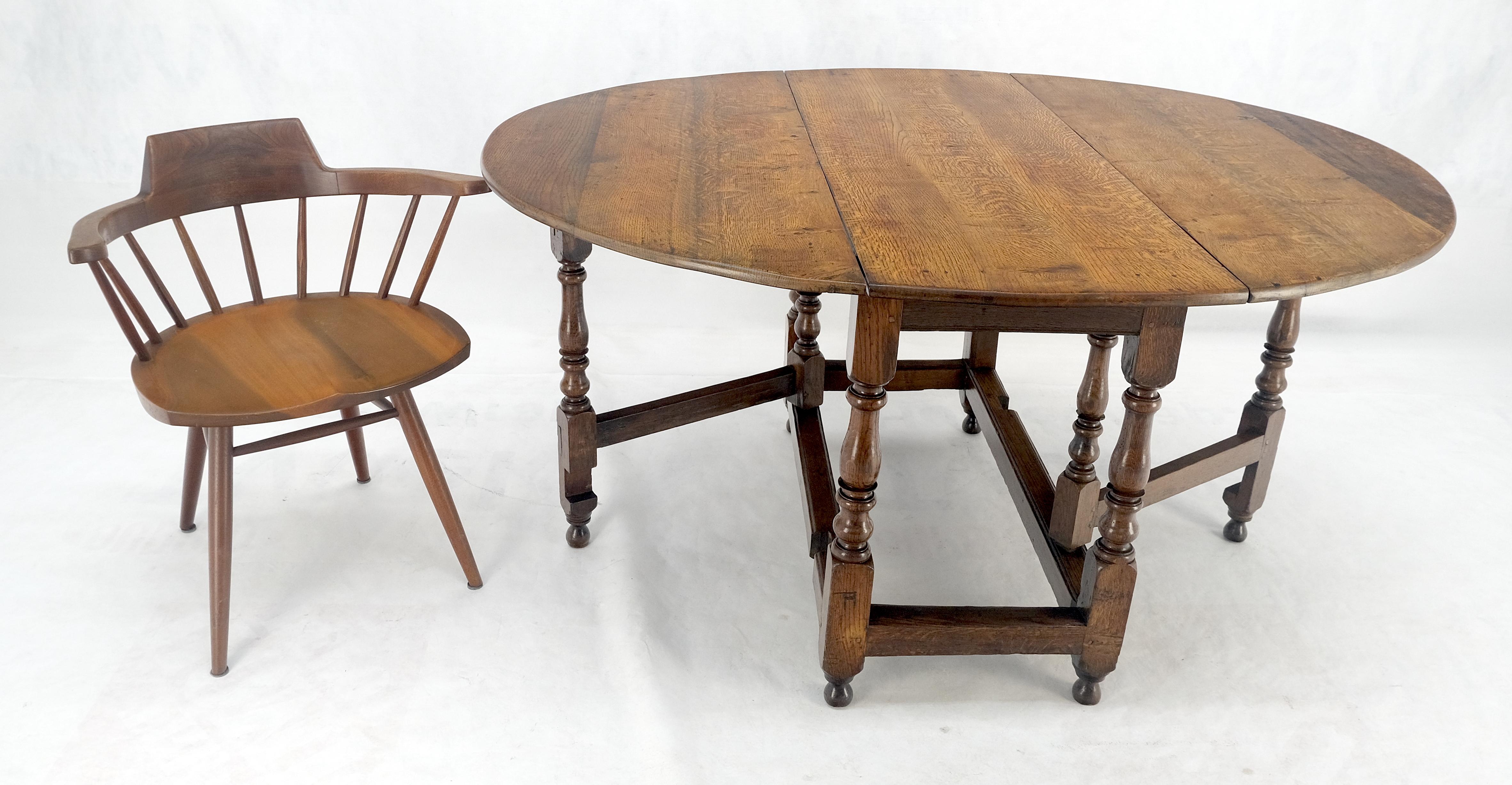 Mesa de Comedor con Pata de Portón de Hoja Abatible Ovalada de Roble Tigre Macizo ¡Limpia! en venta 3