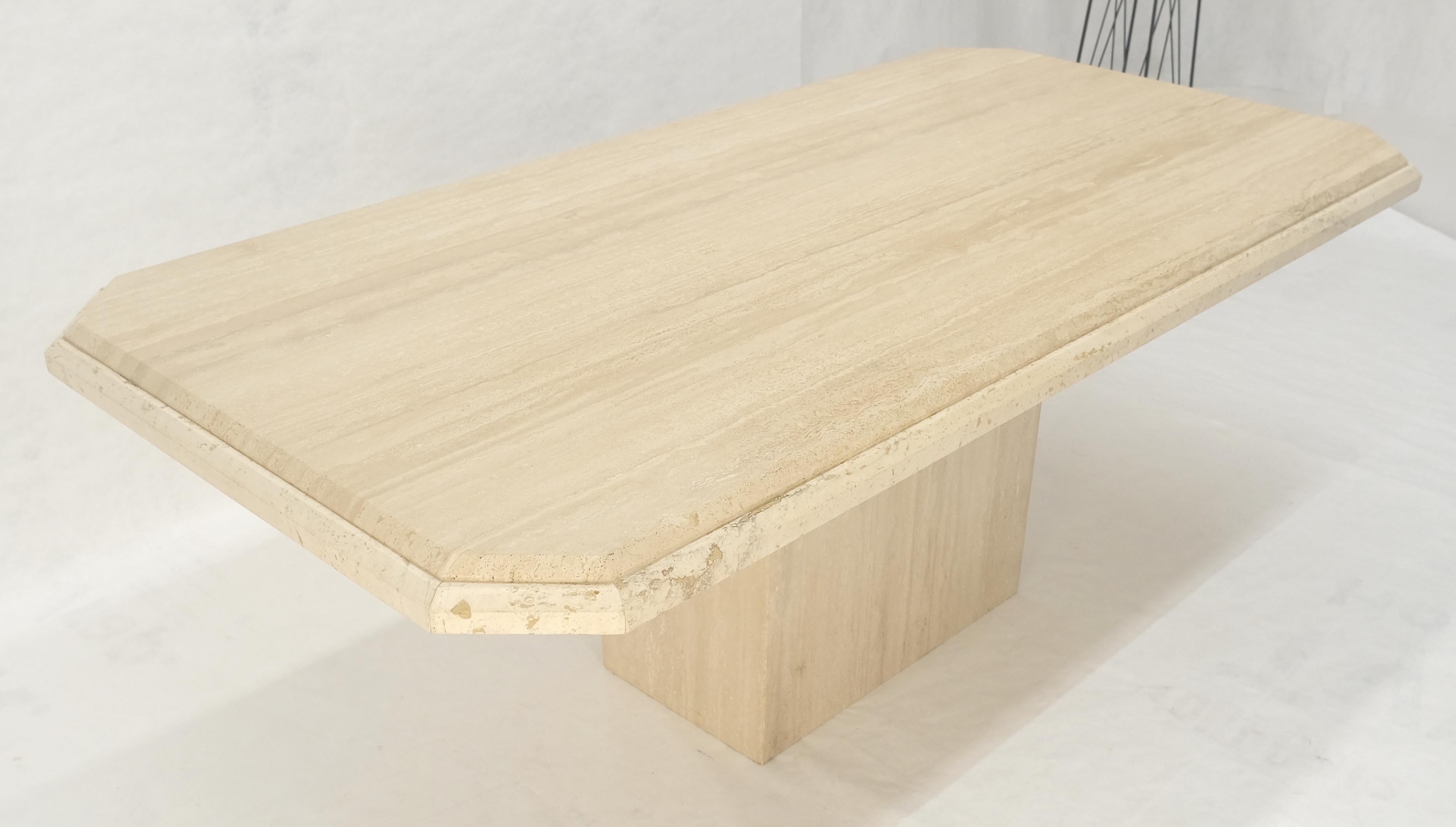 Table de salle à manger italienne 40x80 en travertin massif à pied unique MINT en vente 4