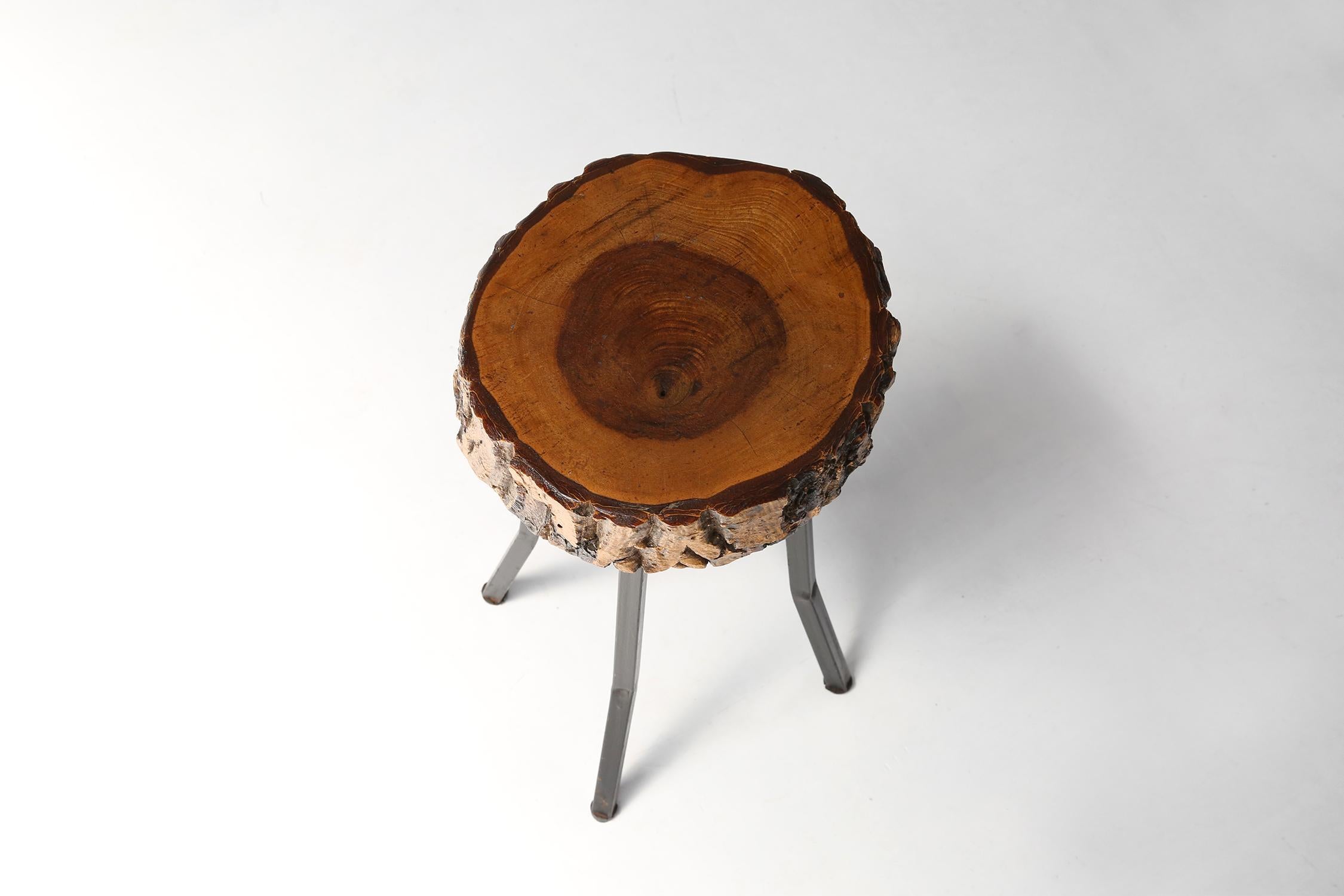 Mid-Century Modern Solid tree trunk stool Ca.1940 For Sale