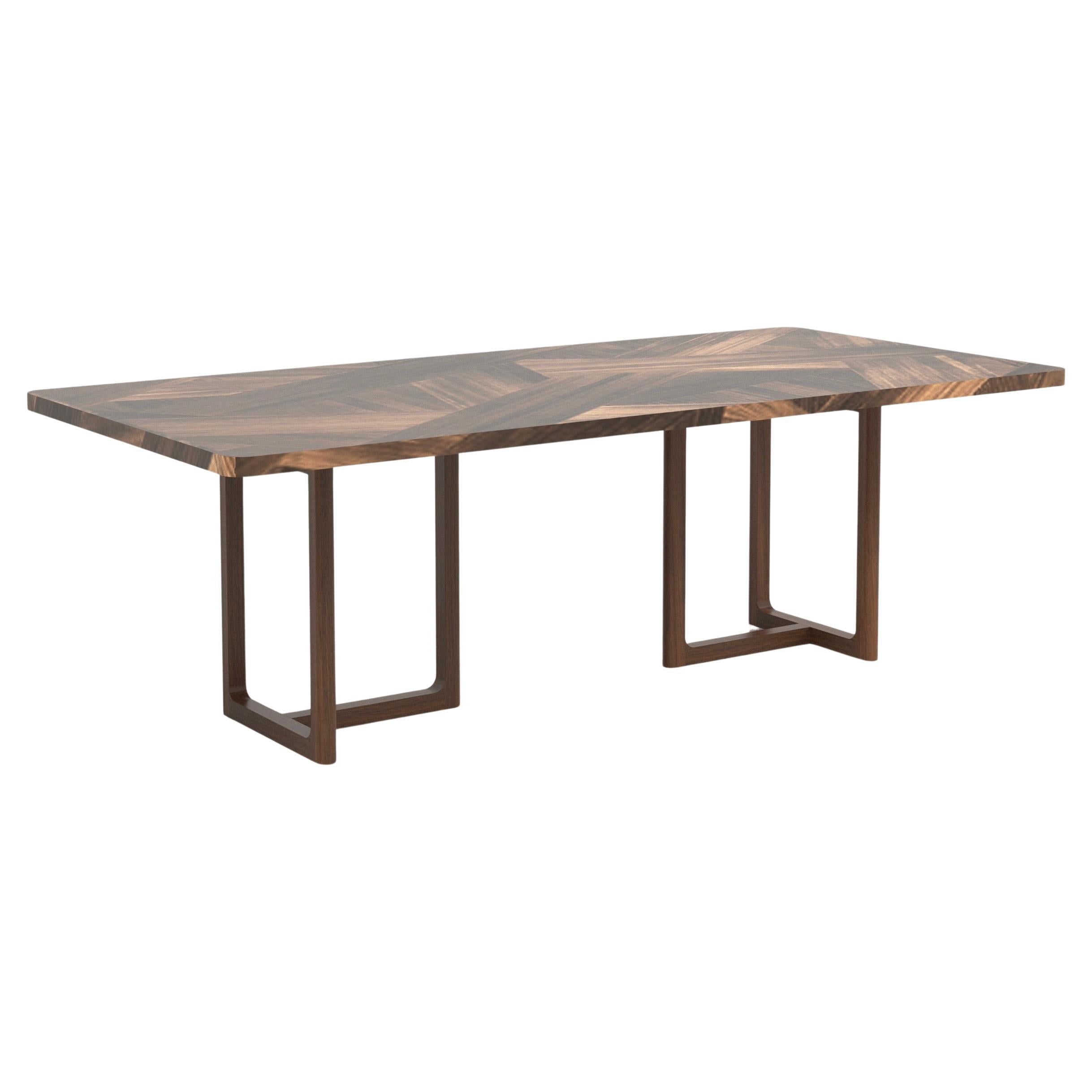 Table de salle à manger en noyer massif et marqueterie en vente