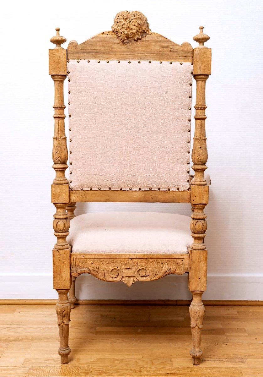 Solid Walnut Armchairs - Putti Decorations - Neo-renaissance Style - Period: 19t For Sale 3