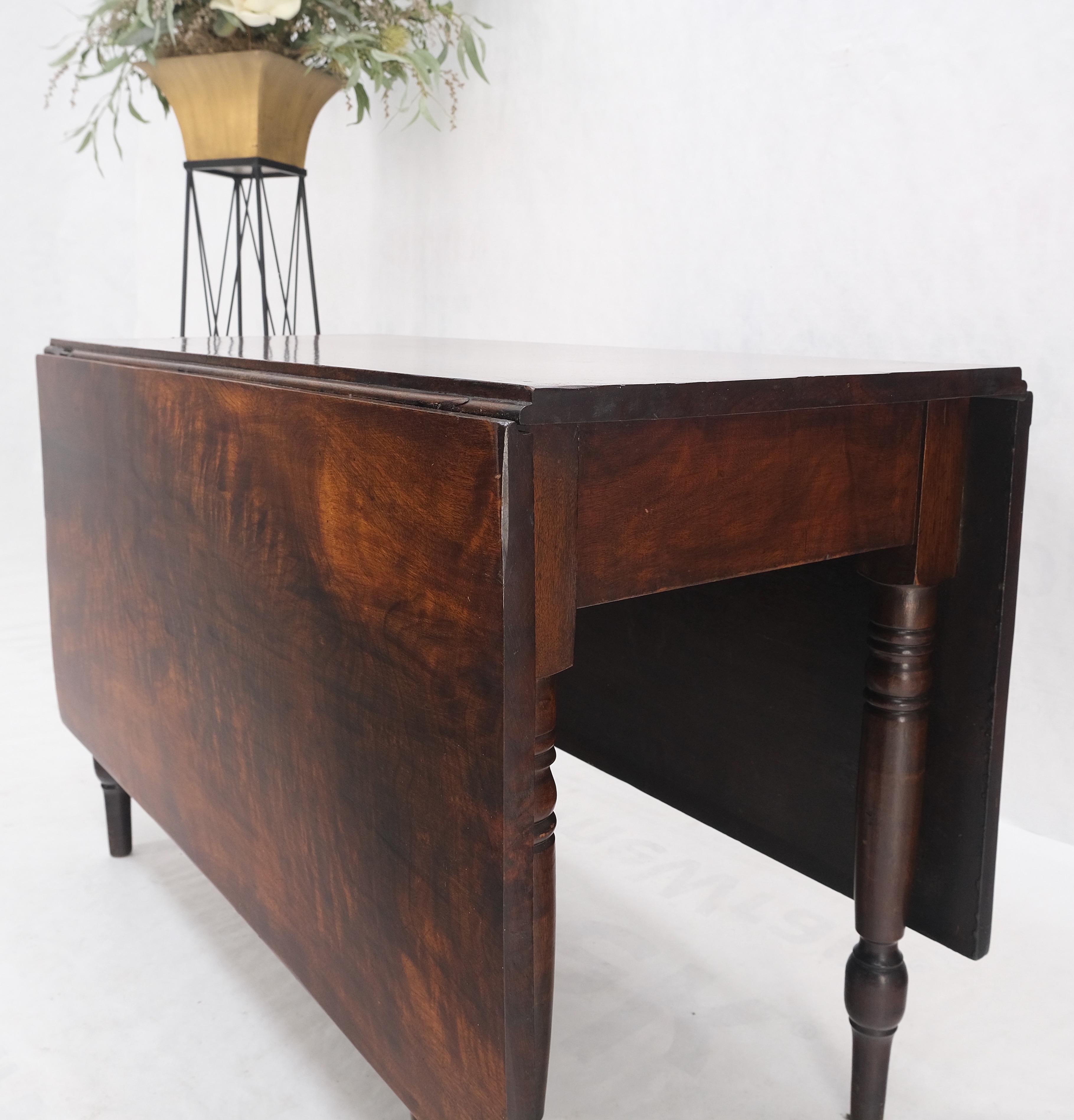 Solid Walnut Board Antique Drop Leaf Dining Center Console Table Clean! In Good Condition For Sale In Rockaway, NJ