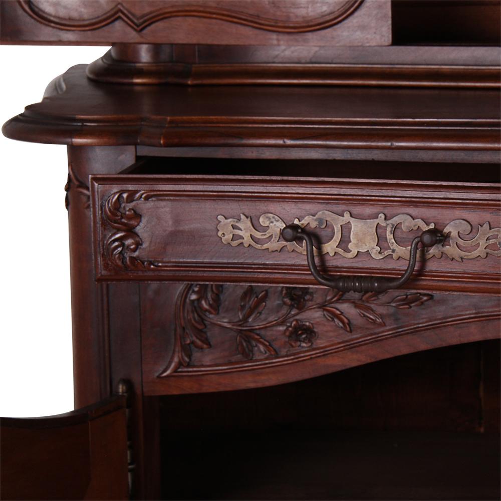 Country Solid Walnut French Provençal Buffet á Glissant, circa 1880