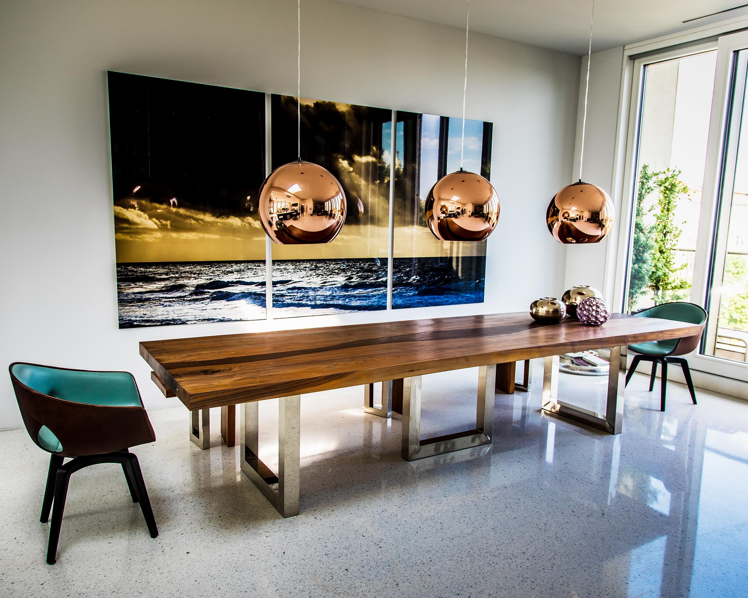 „Il Pezzo 6 Langer Tisch“ Länge 300 cm/118 - Nussbaum und Esche - Messingfuß im Angebot 3