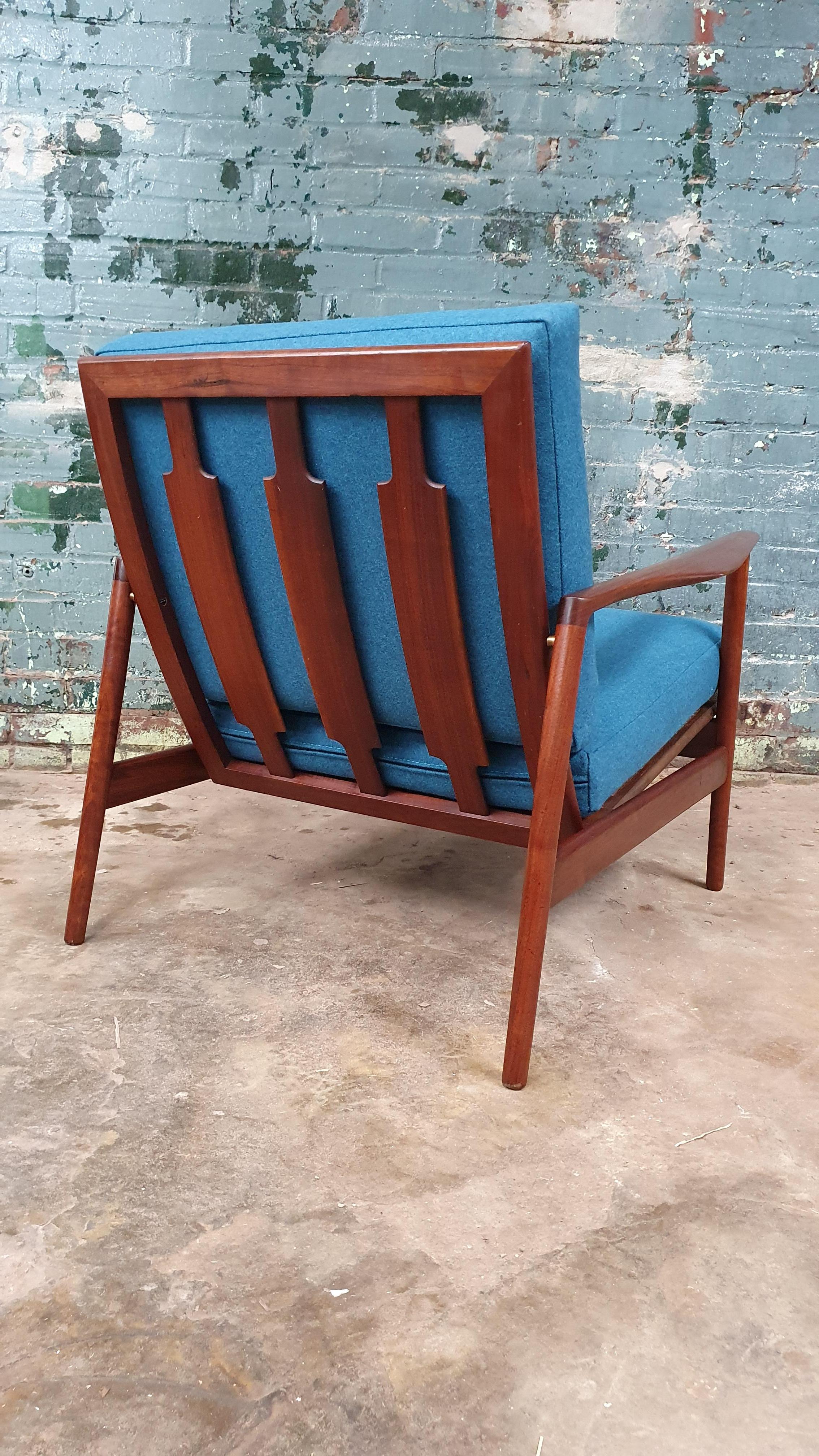 Danish Solid Walnut Lounge Chair by Ib Kofod-Larsen for Selig For Sale