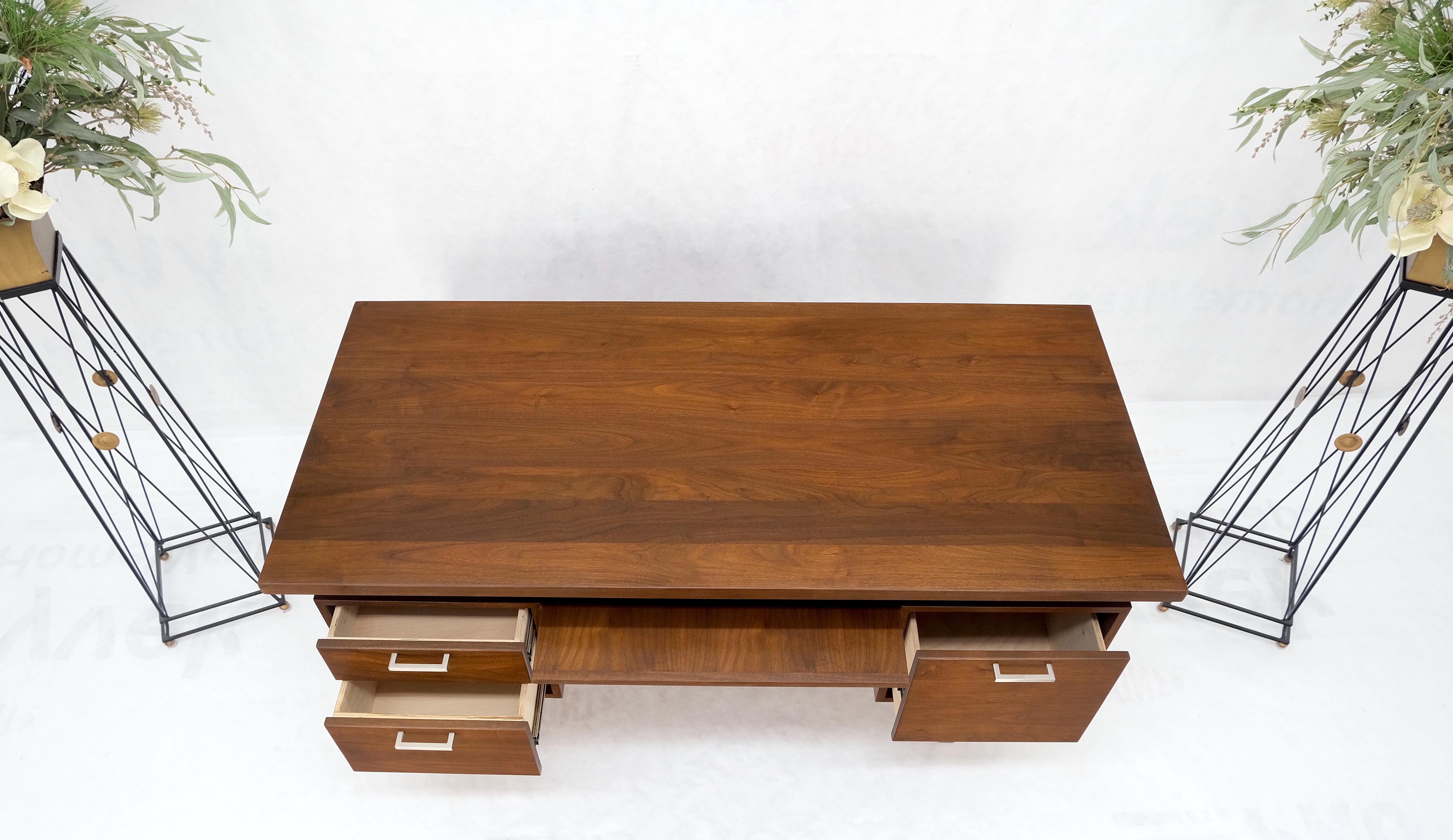 Solid Walnut Mid-Century Modern Floating Top All Restored Desk Table Mint! For Sale 7