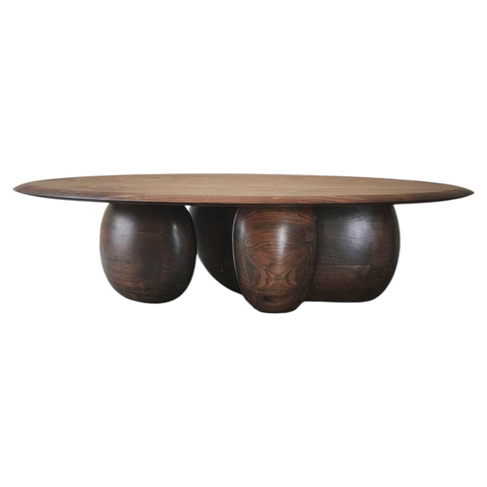 Mesa baja de madera maciza de nogal, Serie Peces 9 by Joel Escalona