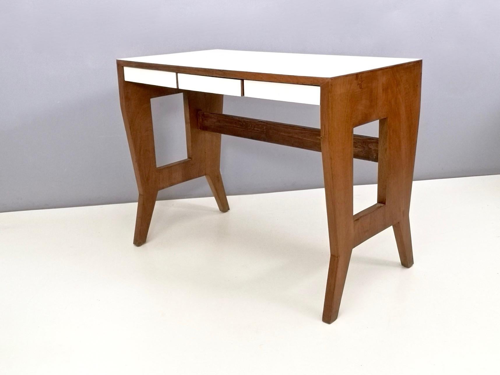 Solid Walnut Writing Desk by Gio Ponti for the University of Padova, Italy In Good Condition In Bresso, Lombardy