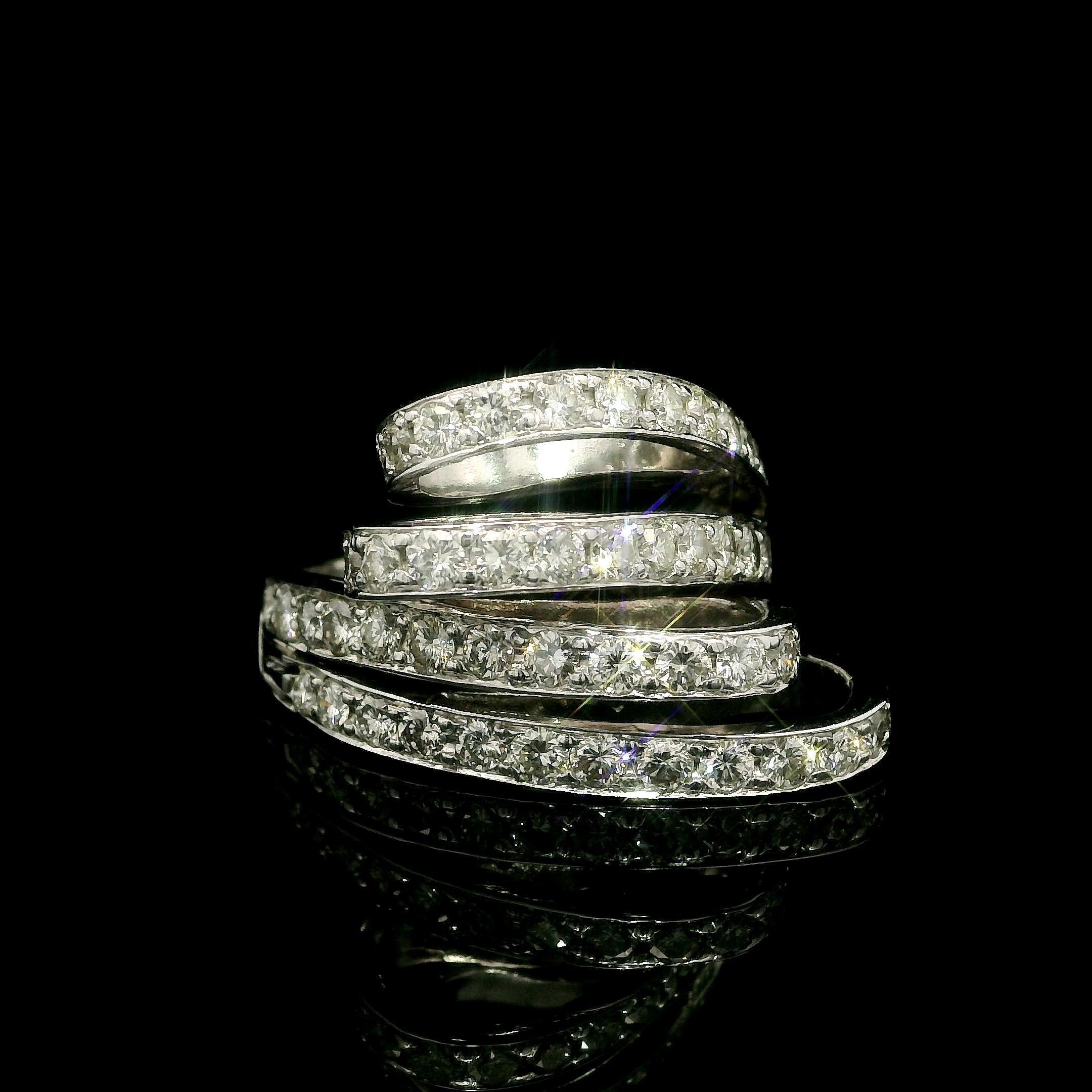 Women's Solid White Gold 1.50ctw Round Fiery Diamond Covered Bypass Modern Ring For Sale