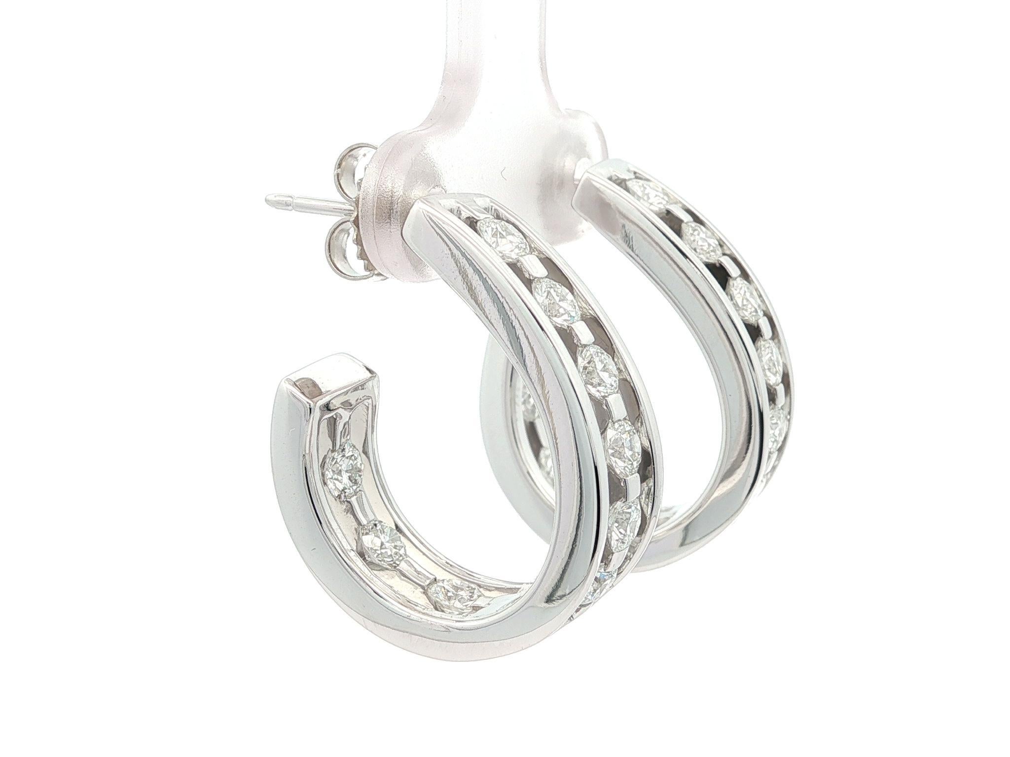 Orecchini a polsino in oro bianco massiccio con diamanti rotondi fluttuanti da 2,50 carati F VS In & Out in vendita 7