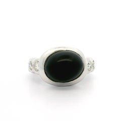 Bague en or blanc massif avec anneau festonné en onyx noir et diamant en chaton Well Made