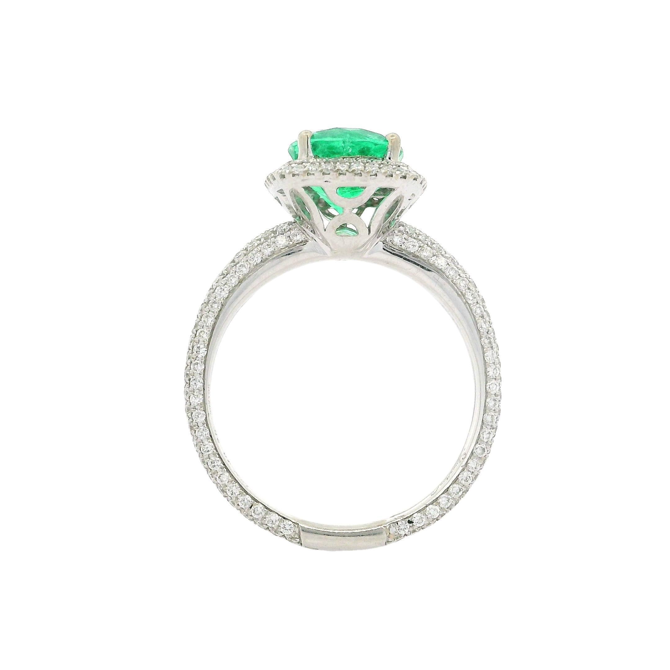 Anello in oro bianco massiccio GIA con smeraldo colombiano rotondo e diamante Simon G da 2,33 ct. in vendita 6