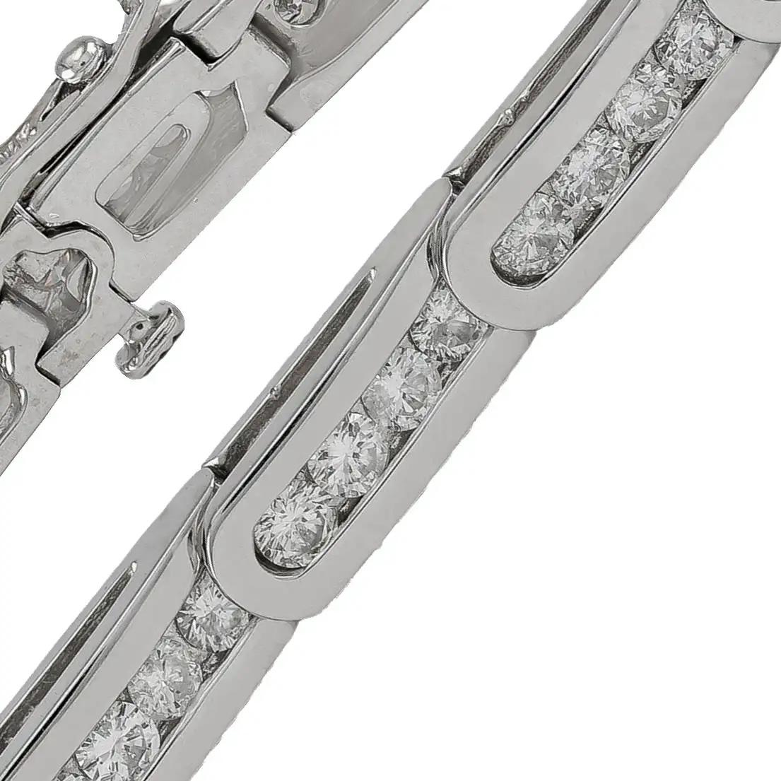 Taille brillant Bracelet en or blanc massif à maillons superposés Tennis Stack 5.00 Carat Total VS Clarity en vente