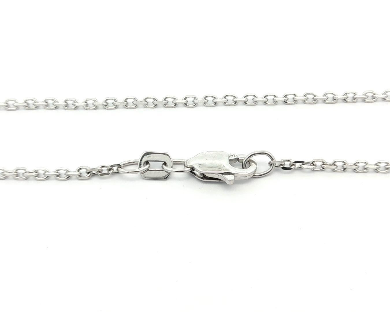 Collier en or blanc massif avec pendentif opale ovale et halo de diamants et chaîne à maillons en câble en vente 3